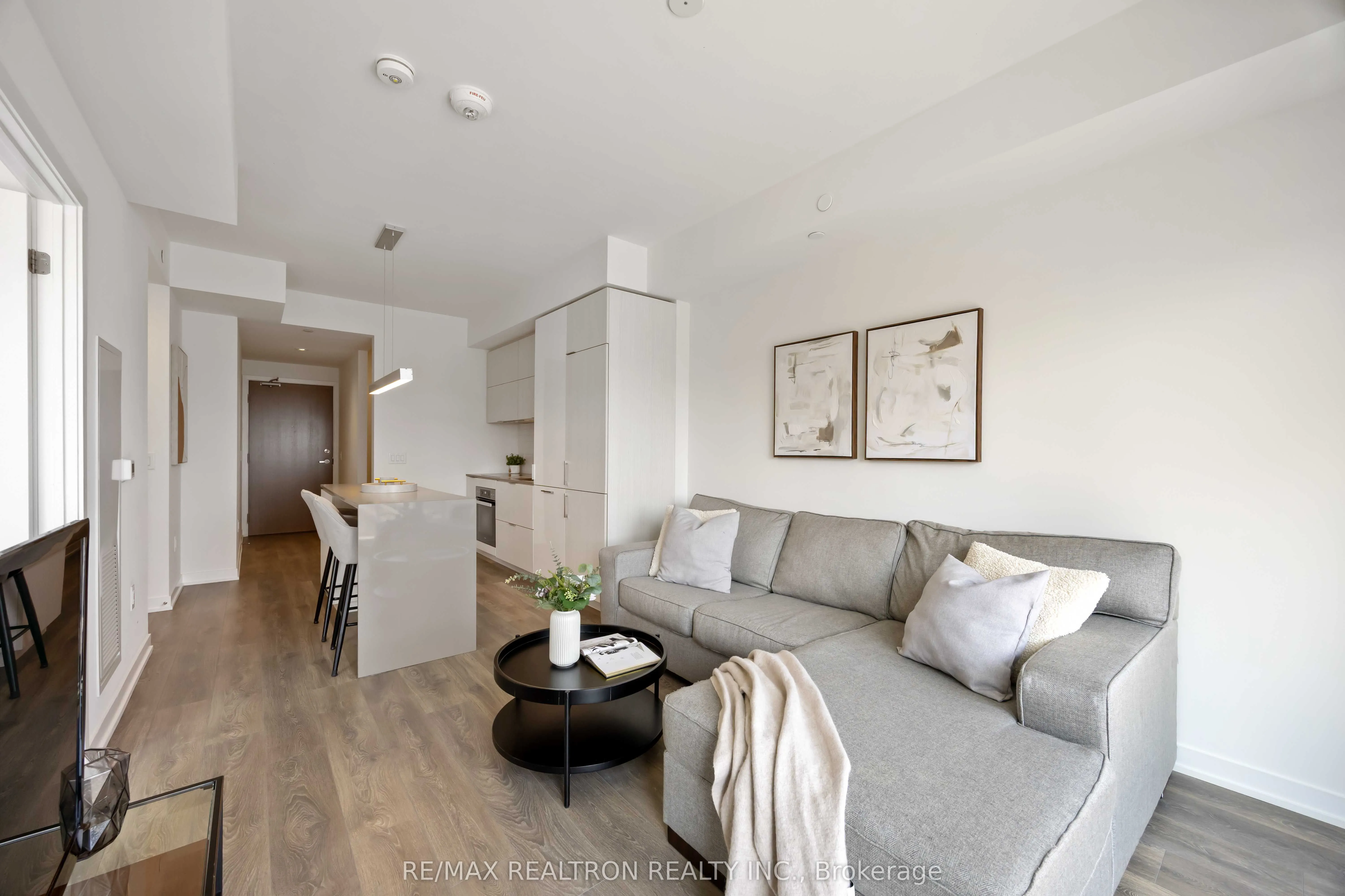 20 Richardson Street, #720