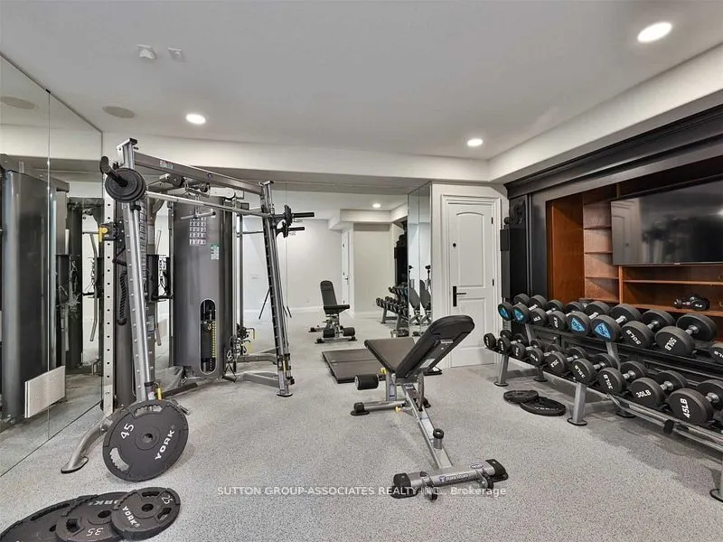 31 Webster Avenue