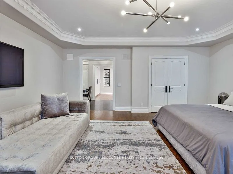31 Webster Avenue