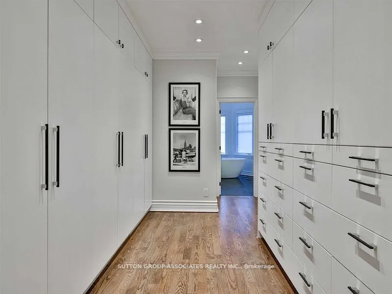 31 Webster Avenue