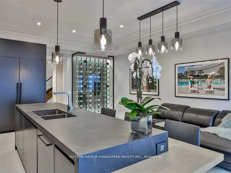 31 Webster Avenue