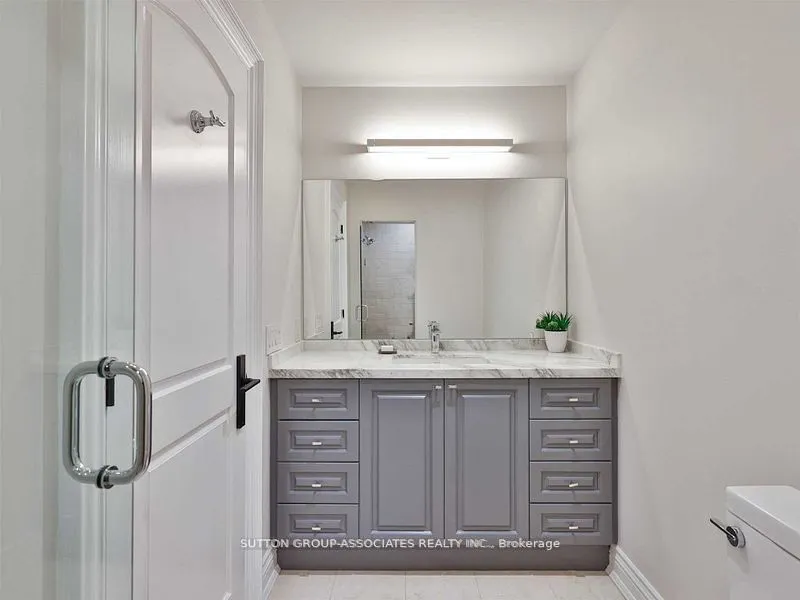 31 Webster Avenue