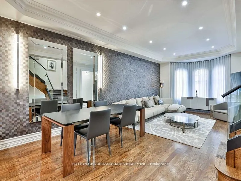 31 Webster Avenue
