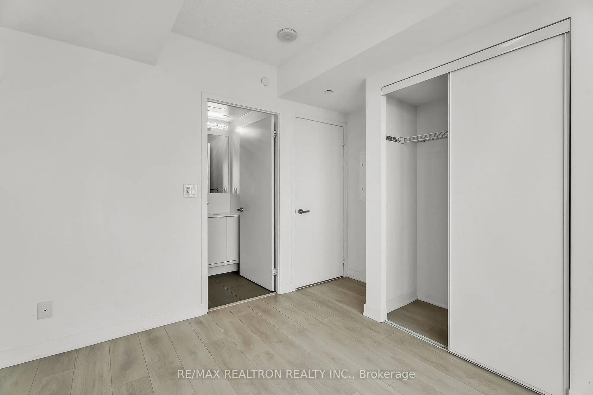 88 Harbour Street #4004