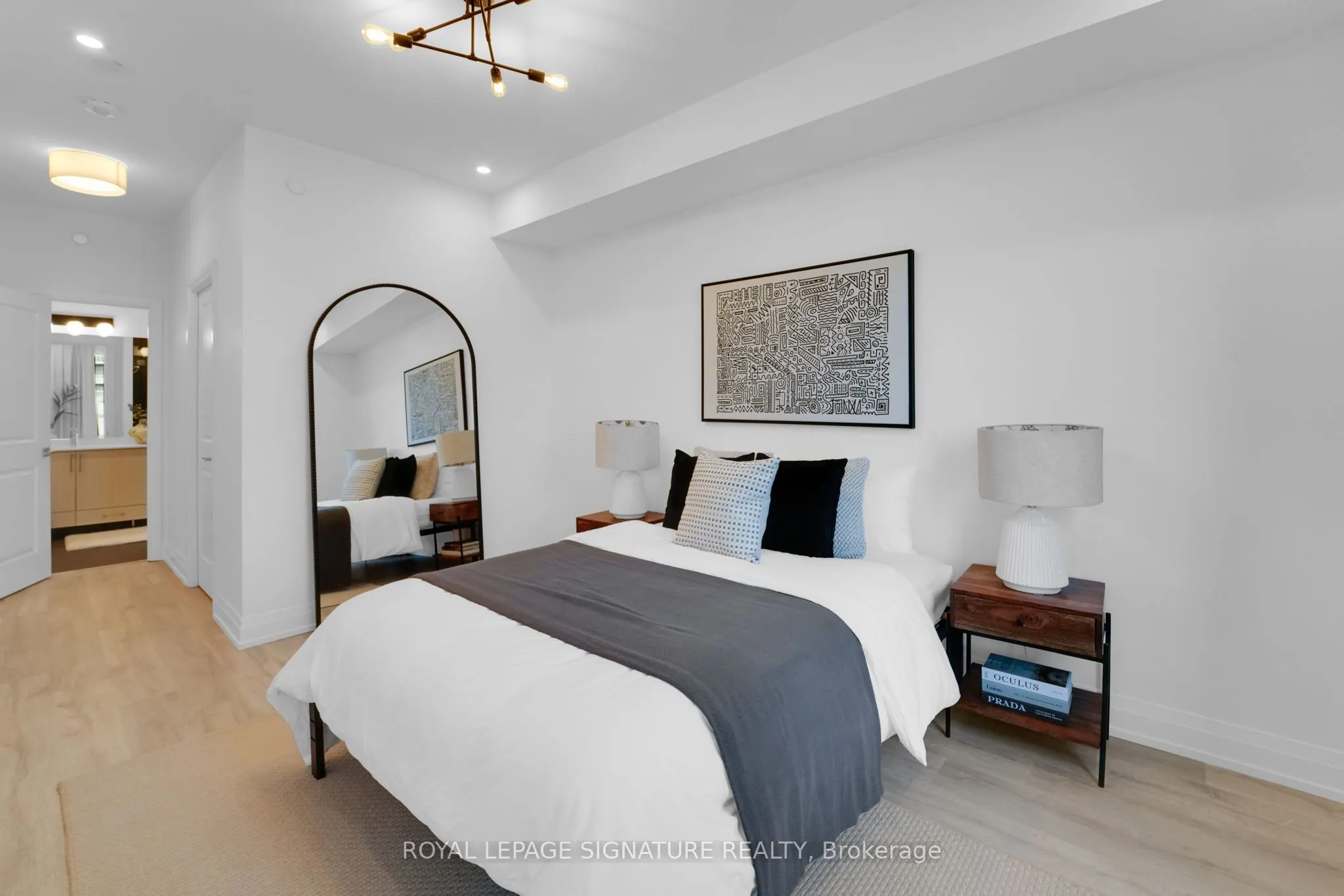 591 Sheppard Avenue E, #910