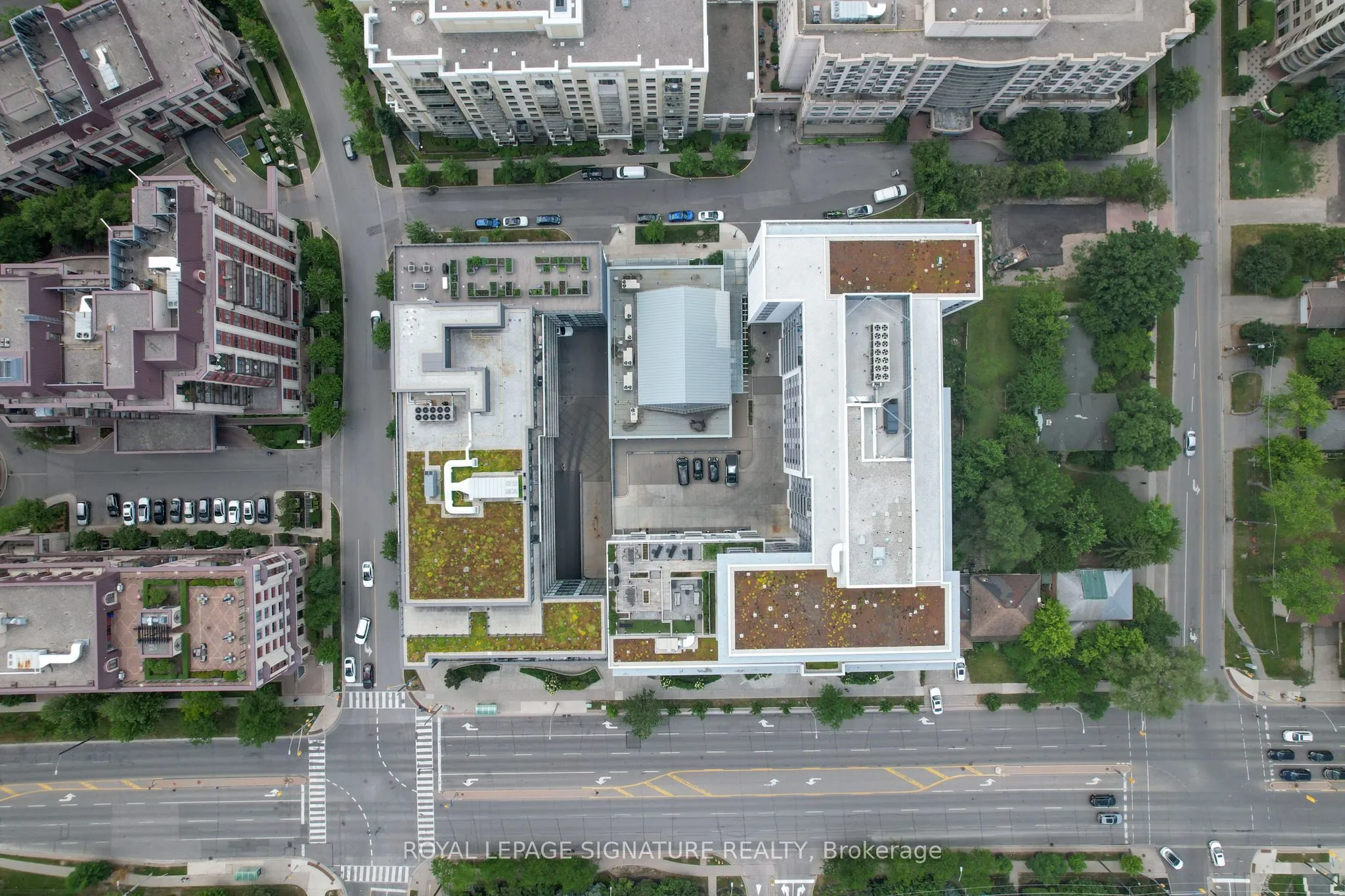 591 Sheppard Avenue E, #910