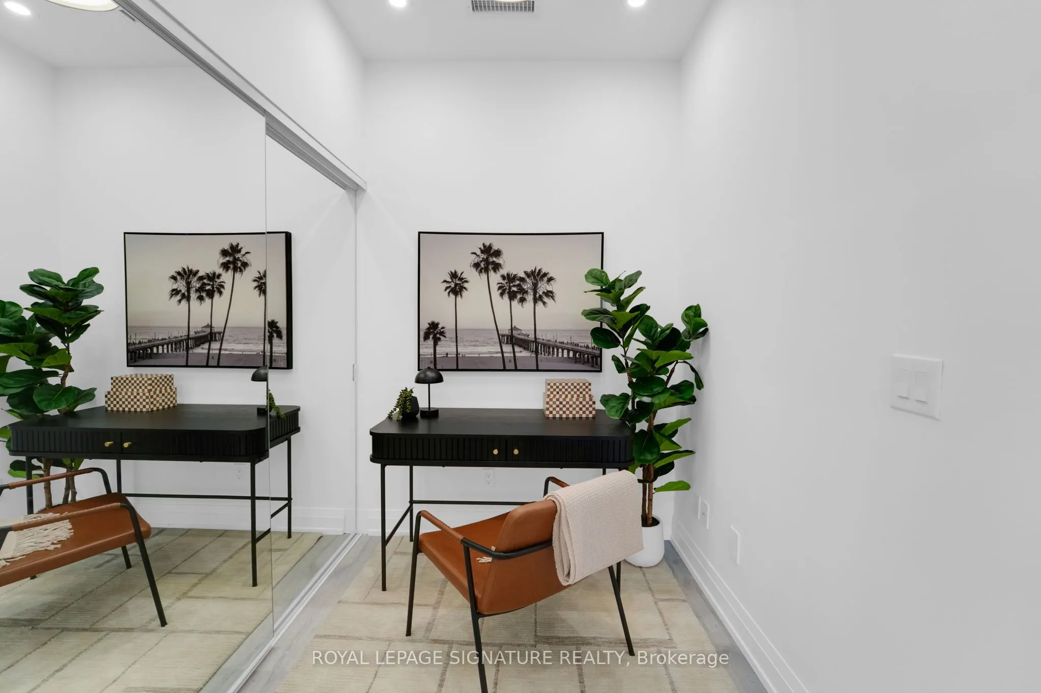 591 Sheppard Avenue E, #910