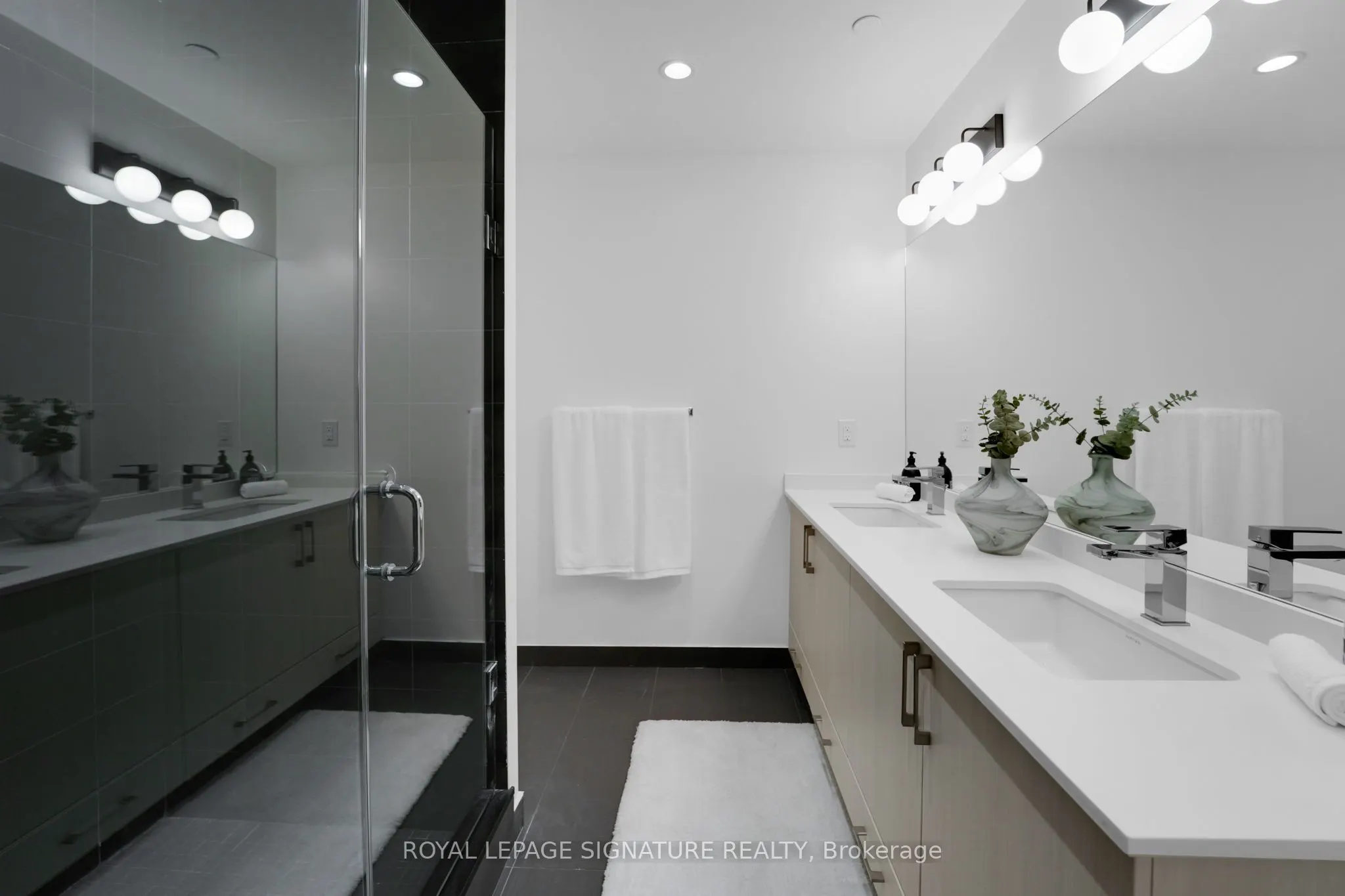 591 Sheppard Avenue E, #910