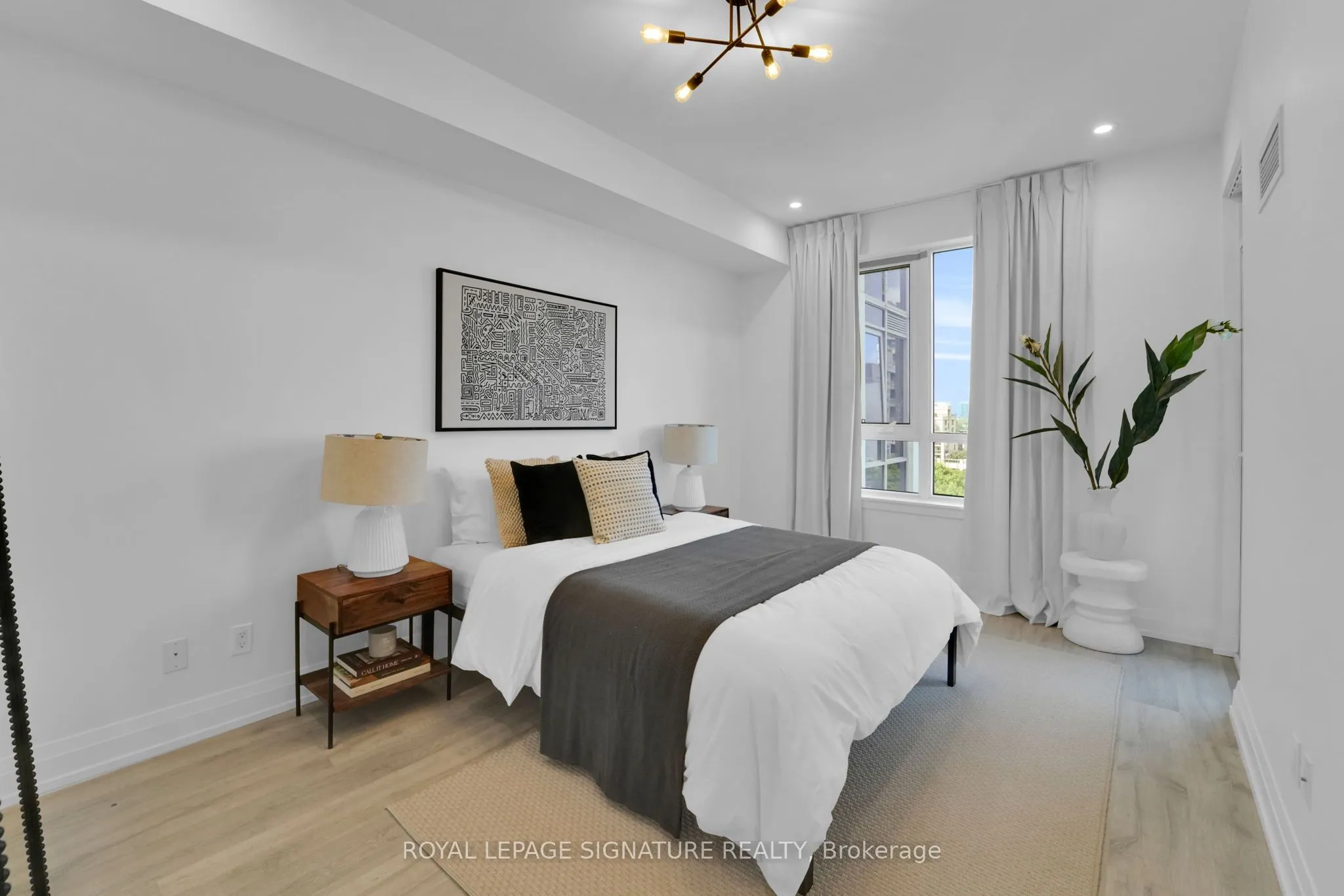591 Sheppard Avenue E, #910