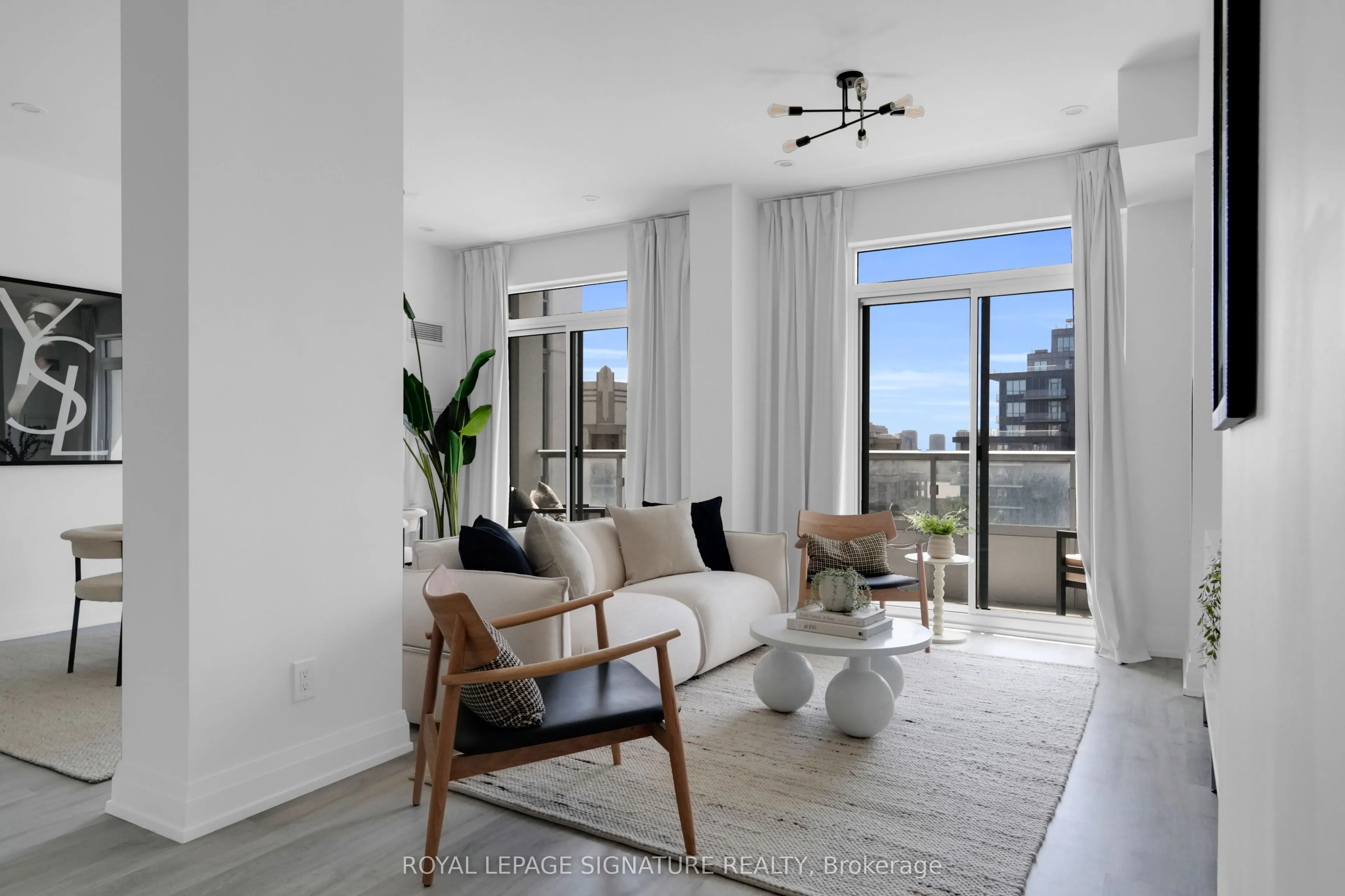 591 Sheppard Avenue E, #910