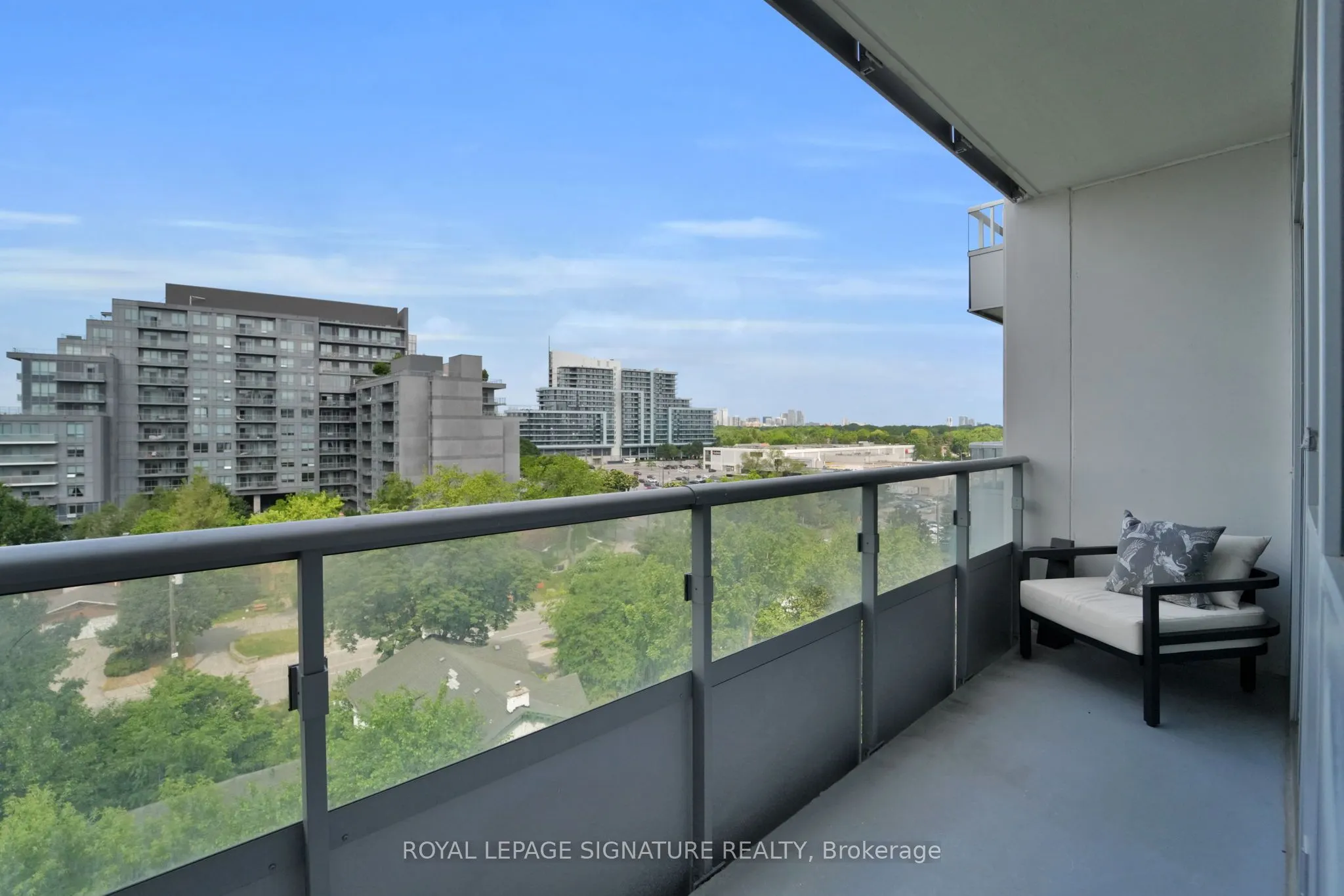591 Sheppard Avenue E, #910