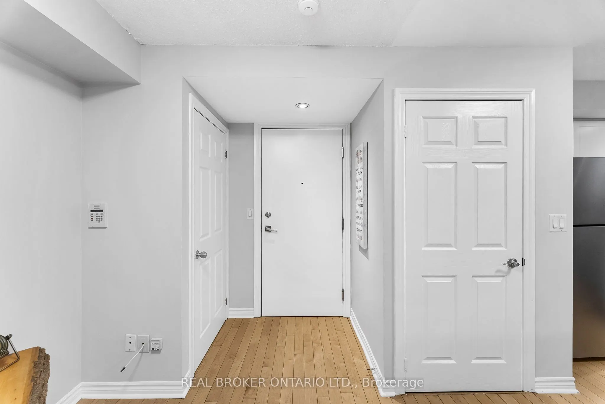 250 Wellington Street, #1227