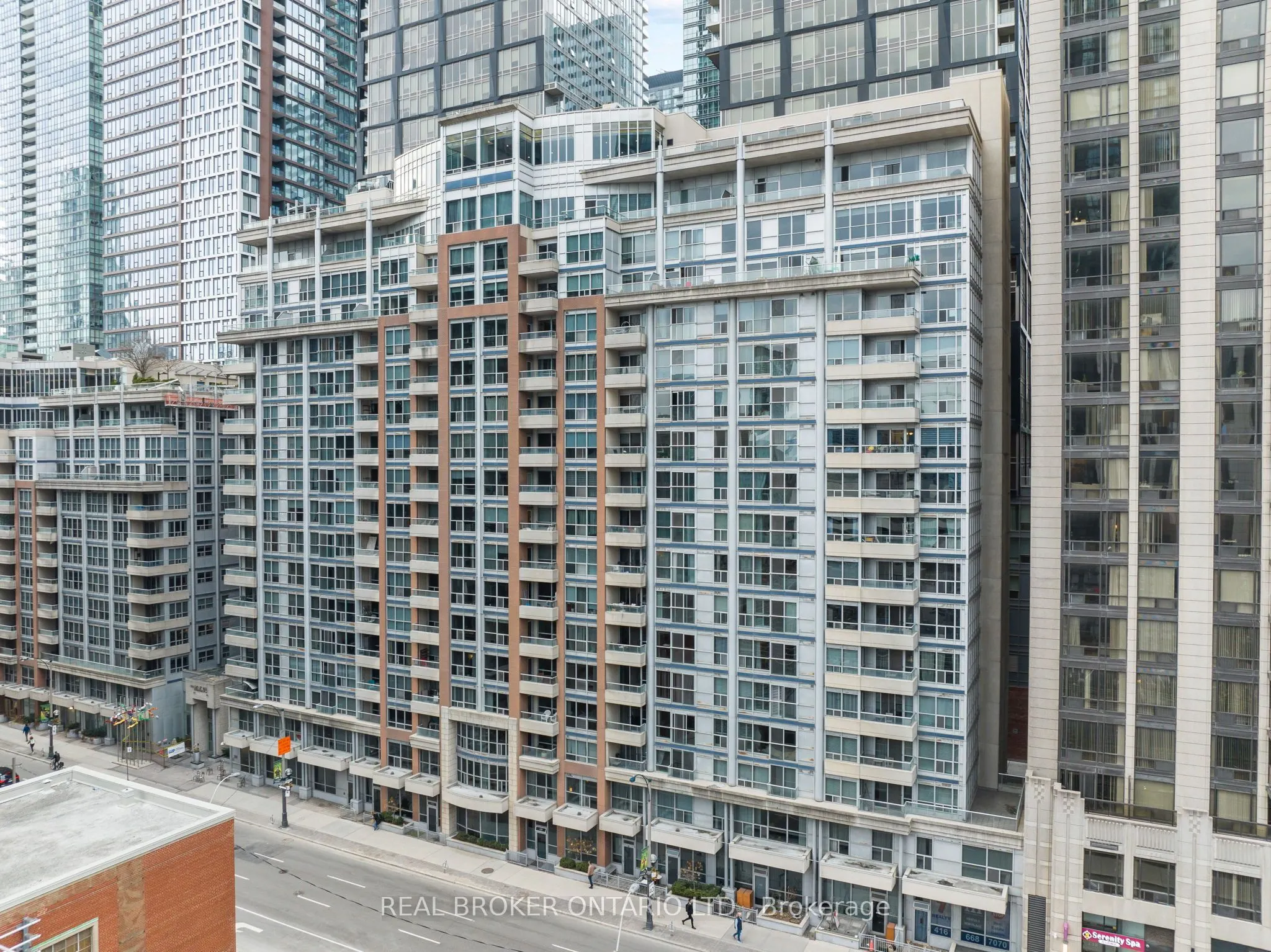 250 Wellington Street, #1227