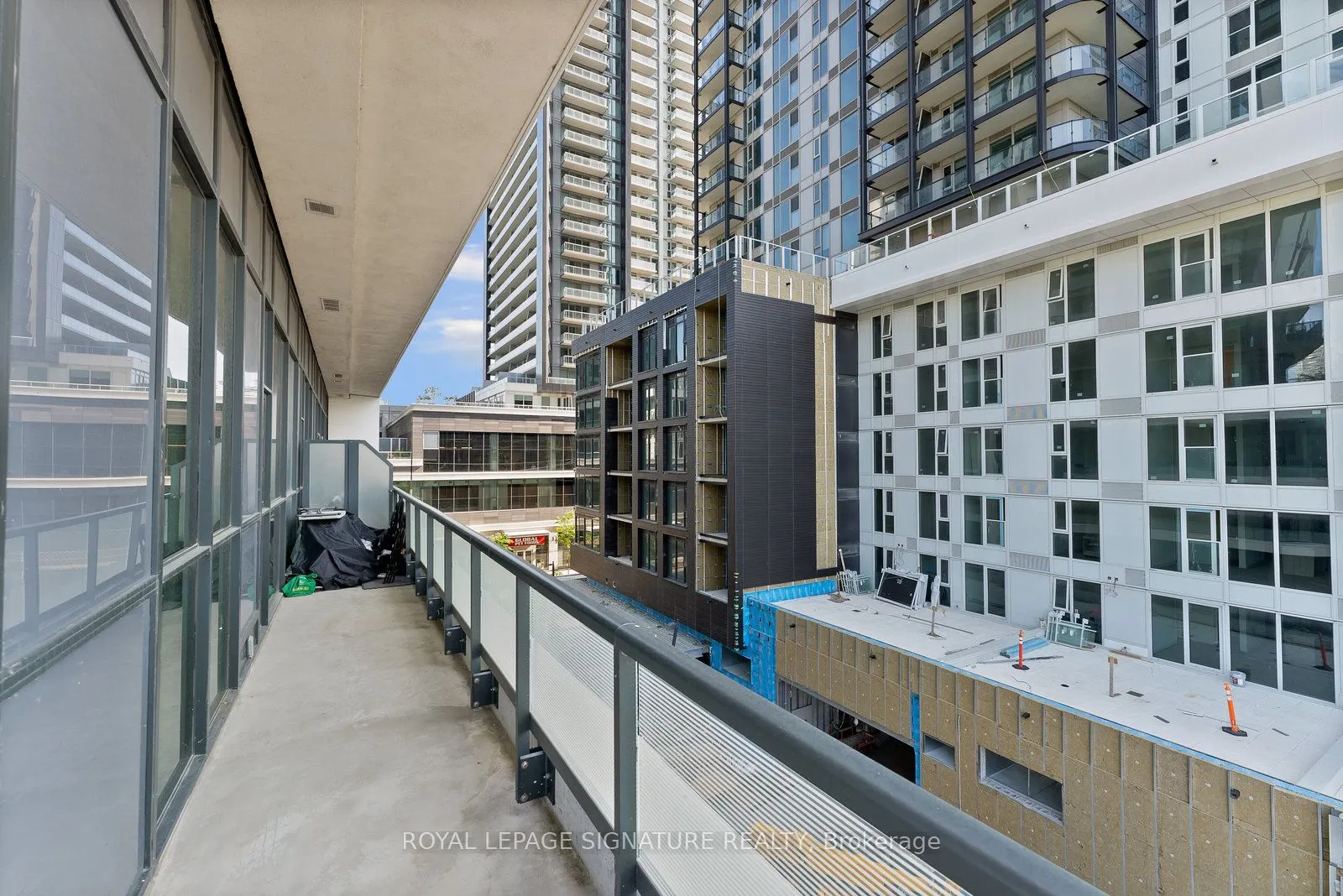 50 Ordnance Street, #407