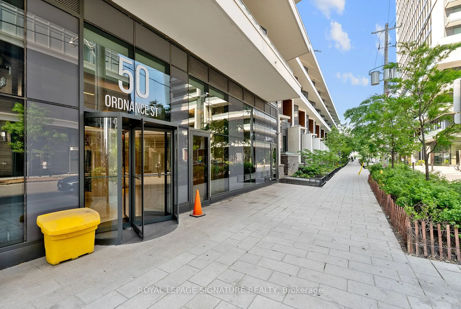 50 Ordnance Street, #407