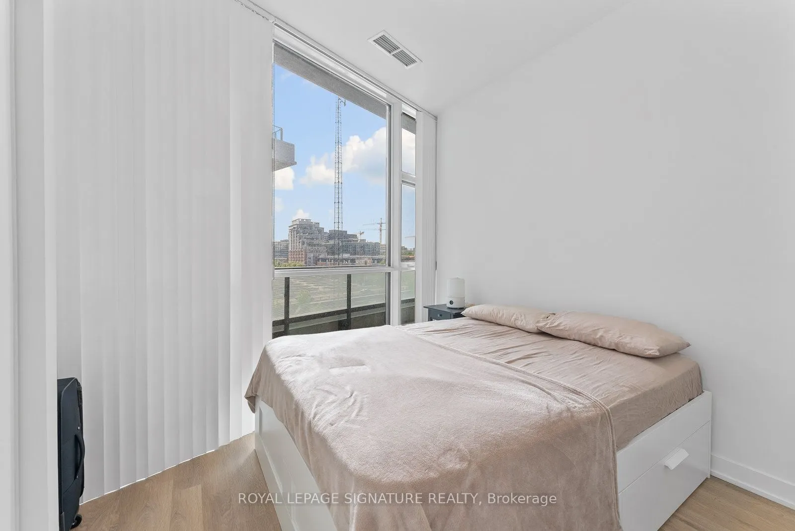 50 Ordnance Street, #407