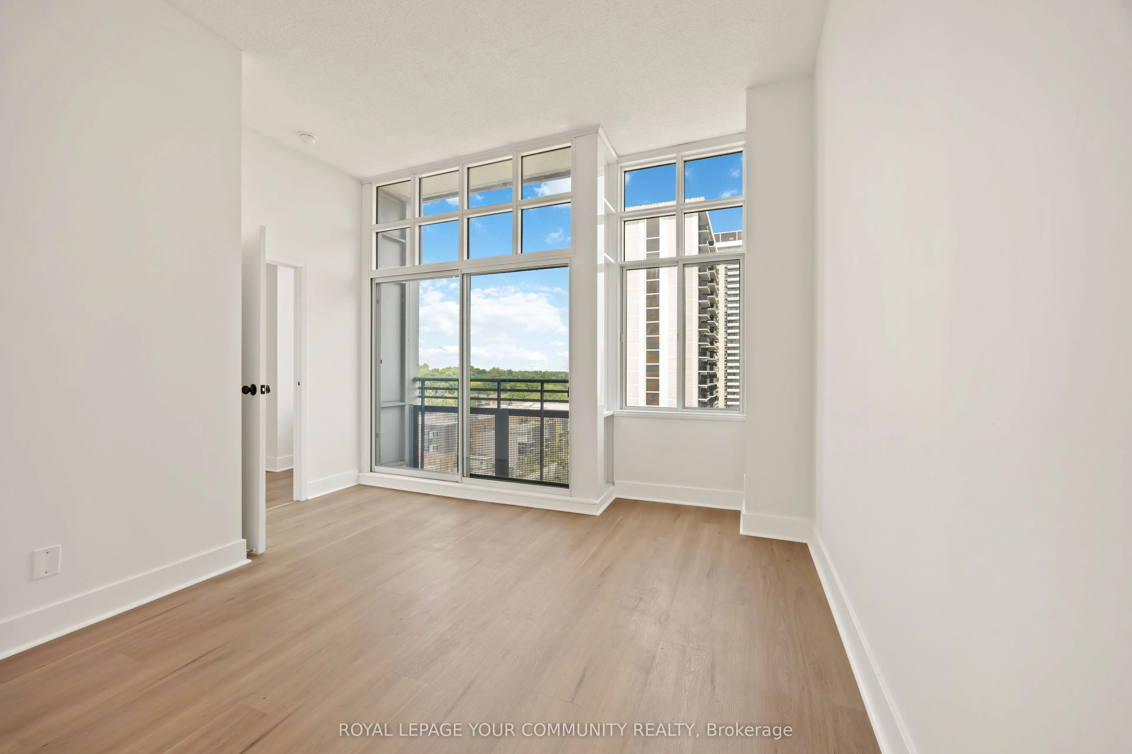 1901 Yonge Street, #902