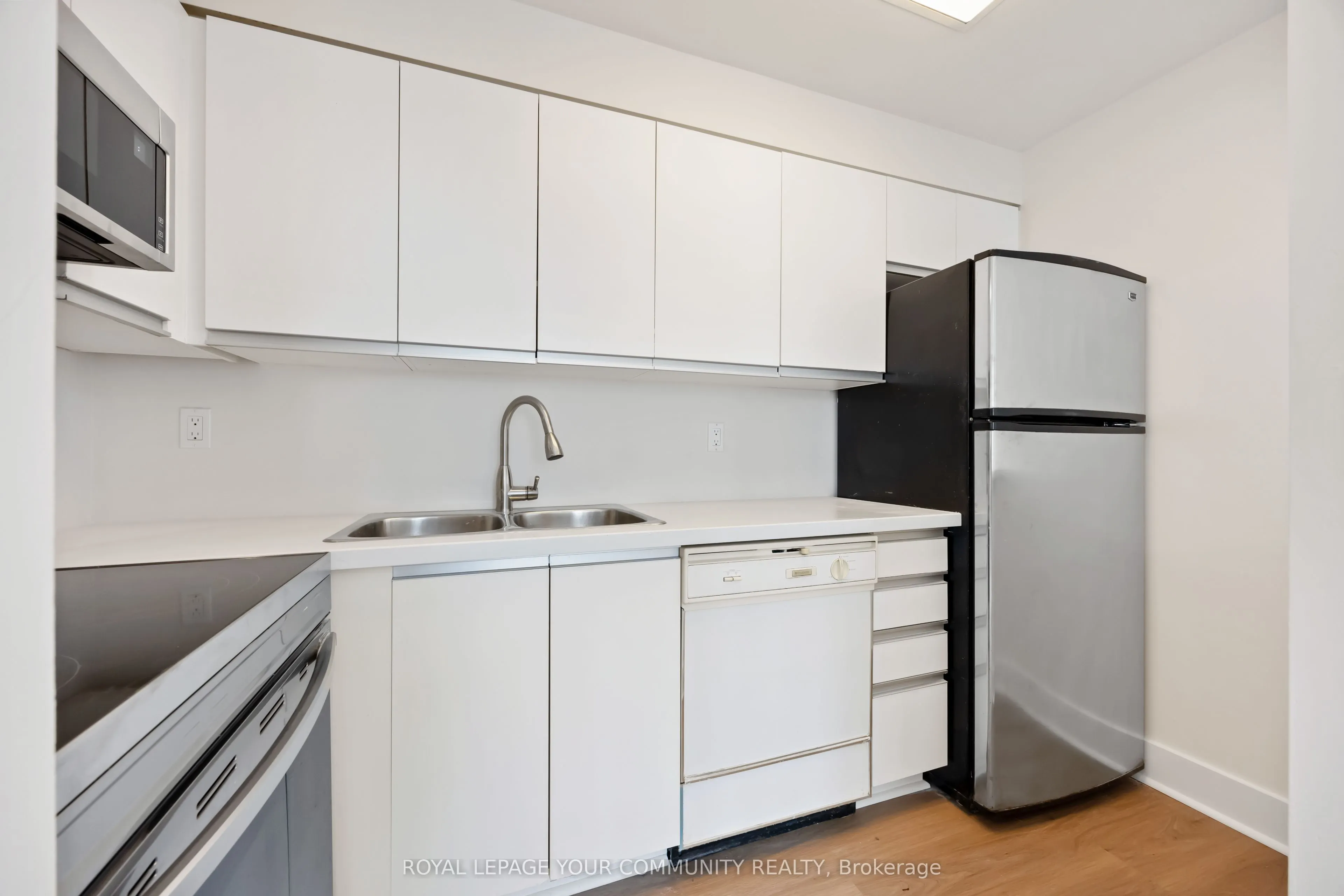 1901 Yonge Street, #902