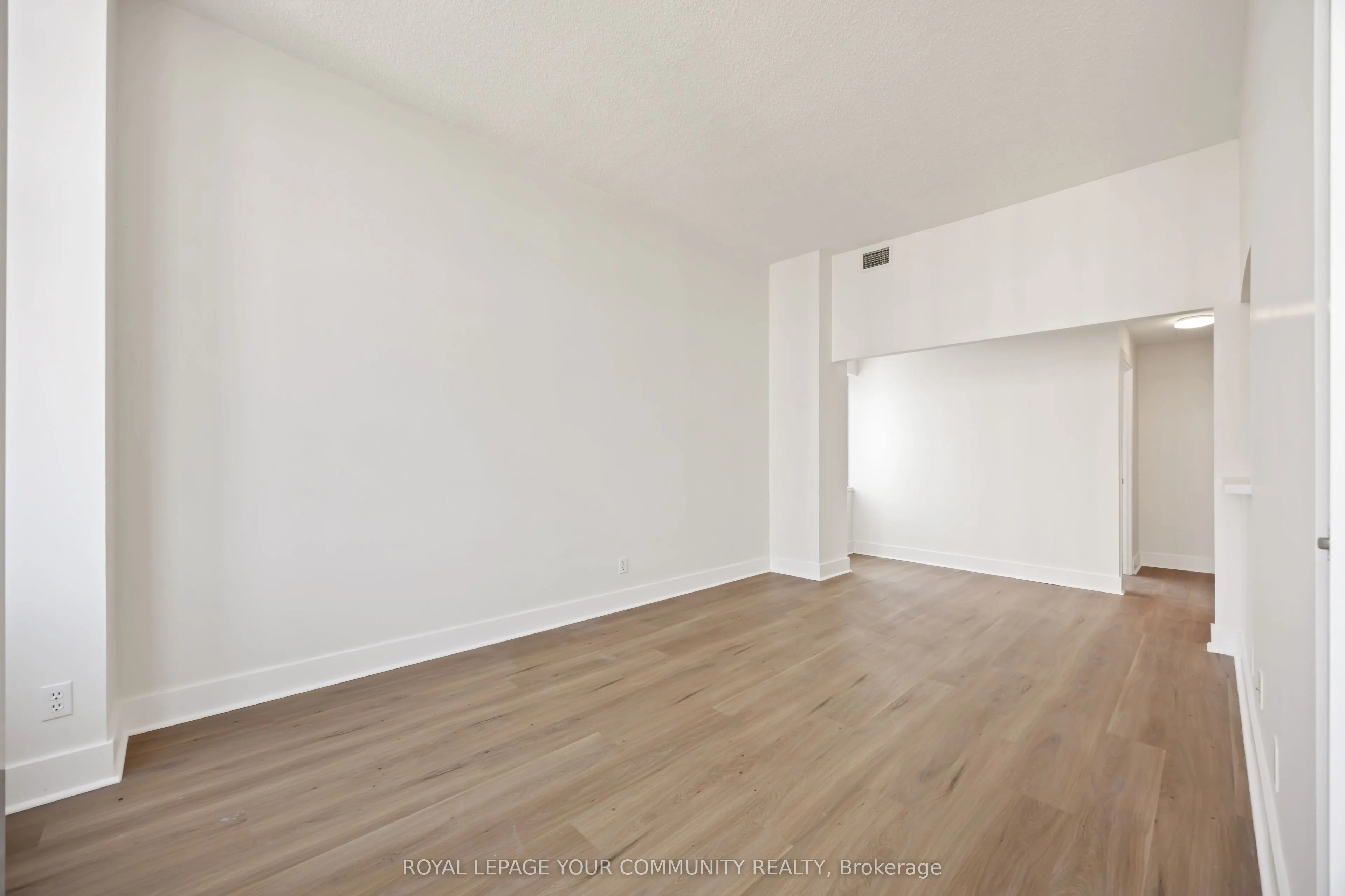 1901 Yonge Street, #902