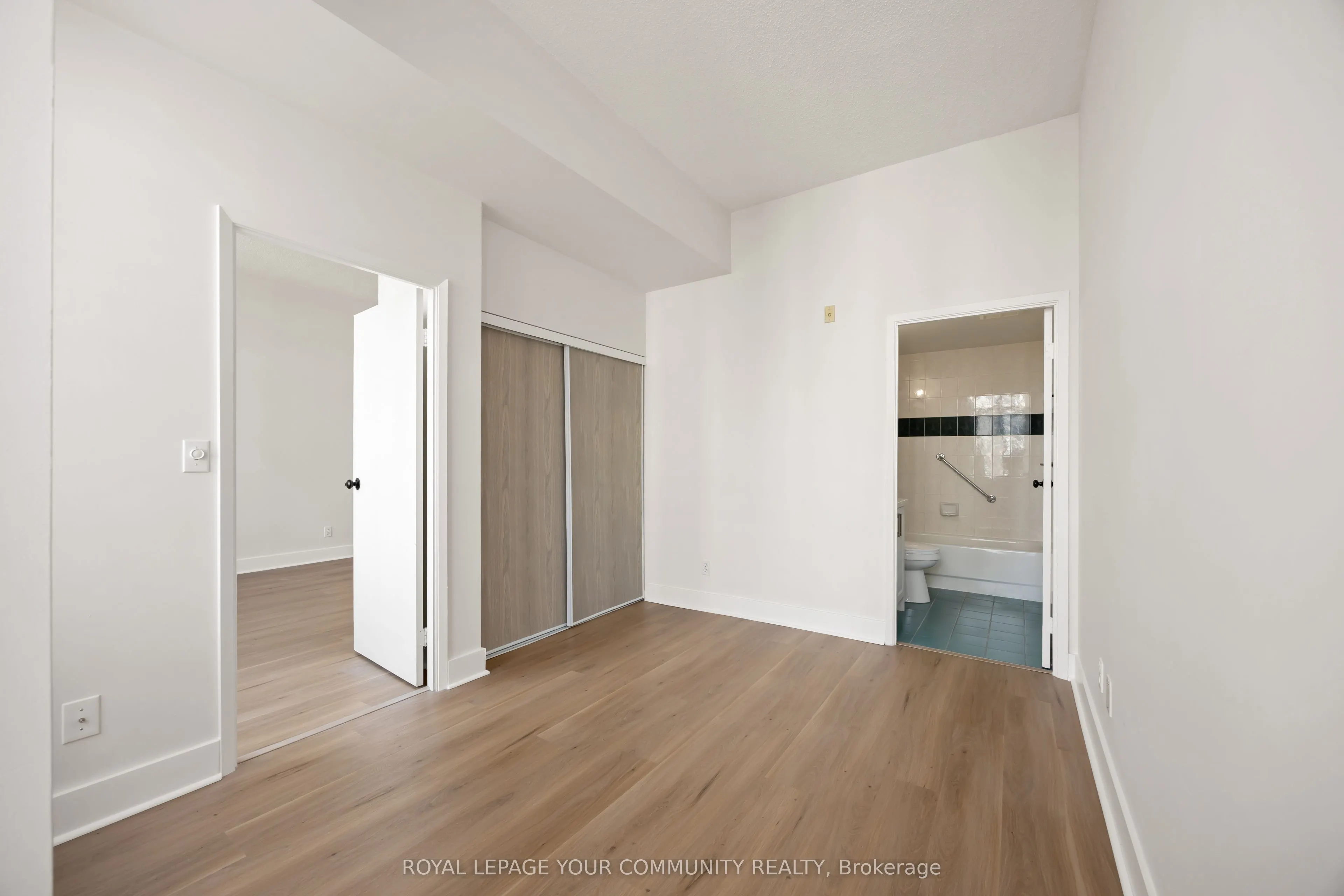 1901 Yonge Street, #902