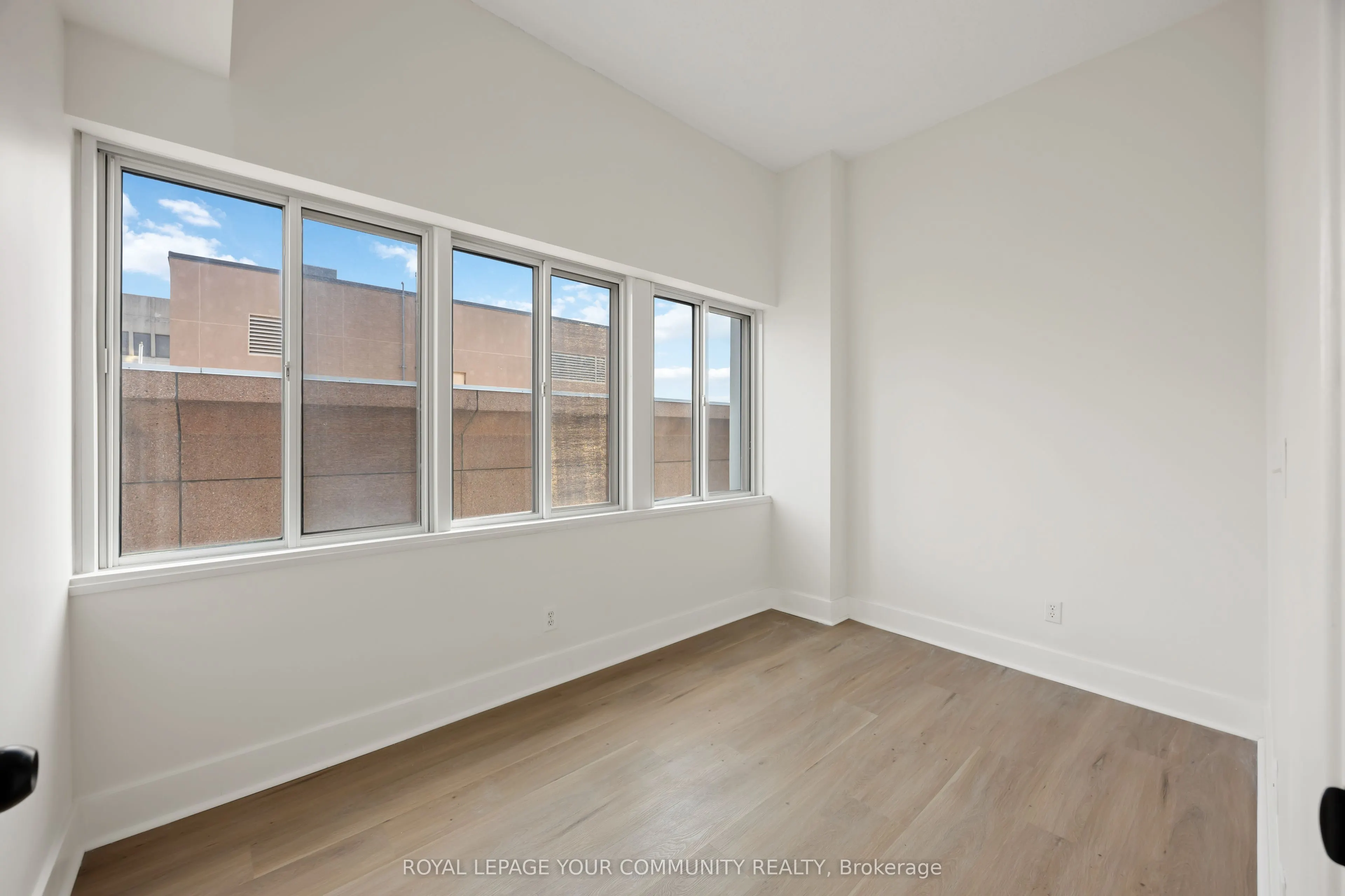 1901 Yonge Street, #902