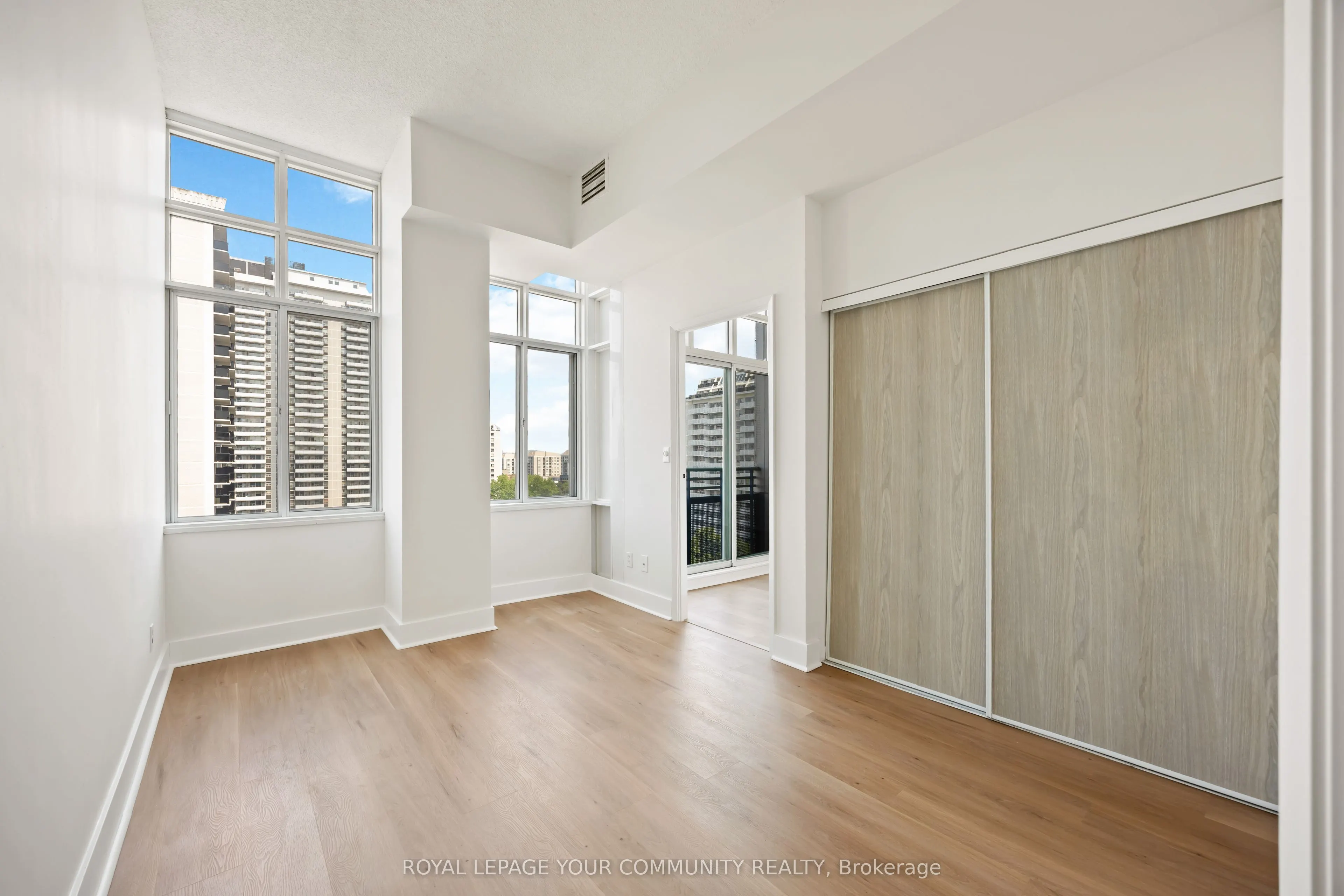 1901 Yonge Street, #902
