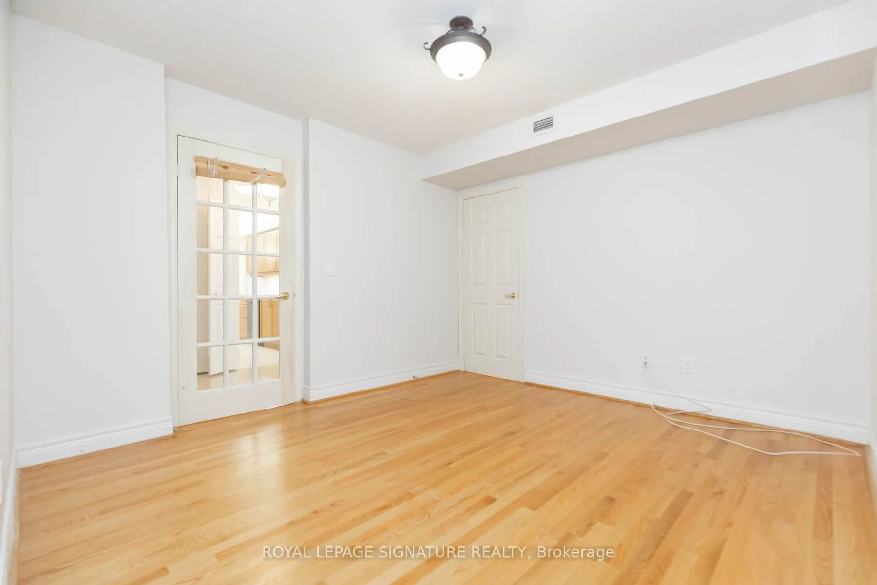89 Skymark Drive, #608