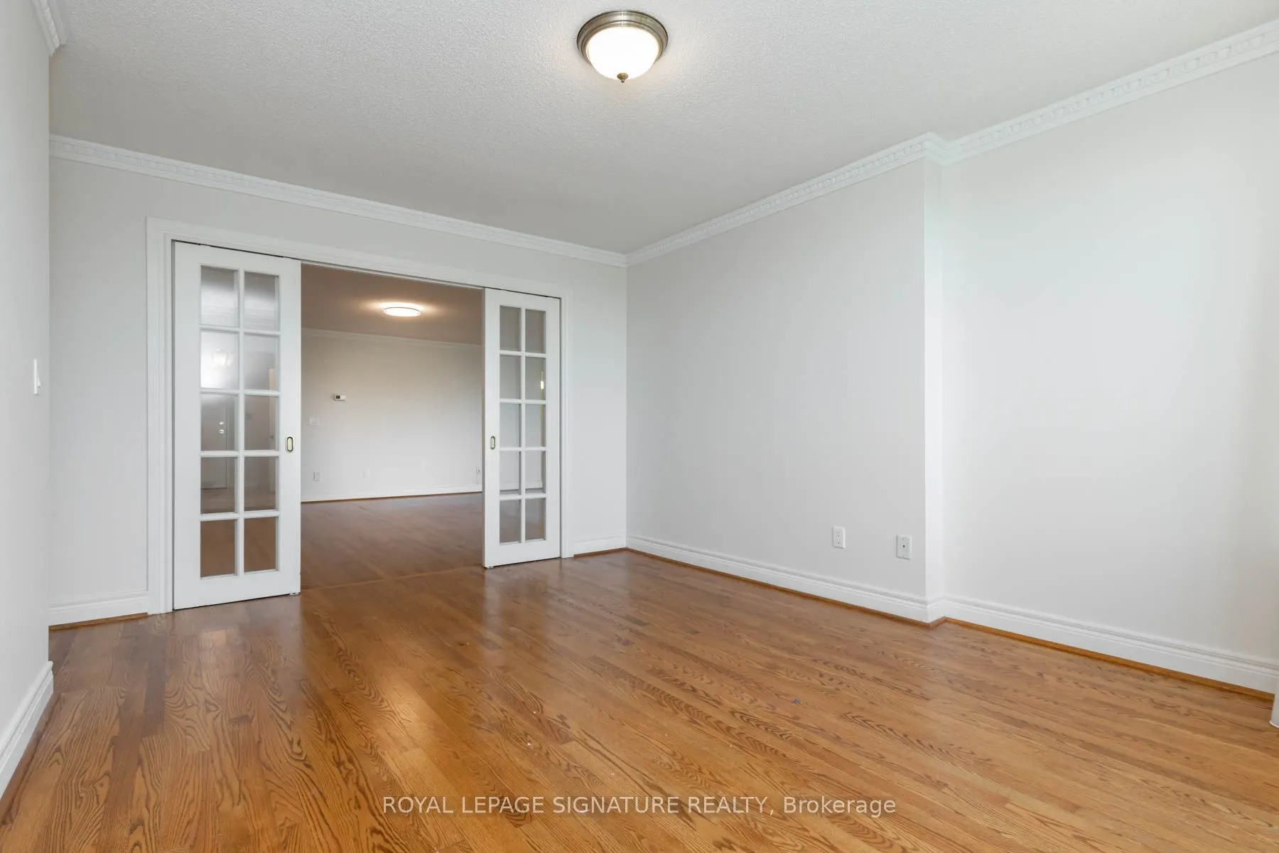 89 Skymark Drive, #608