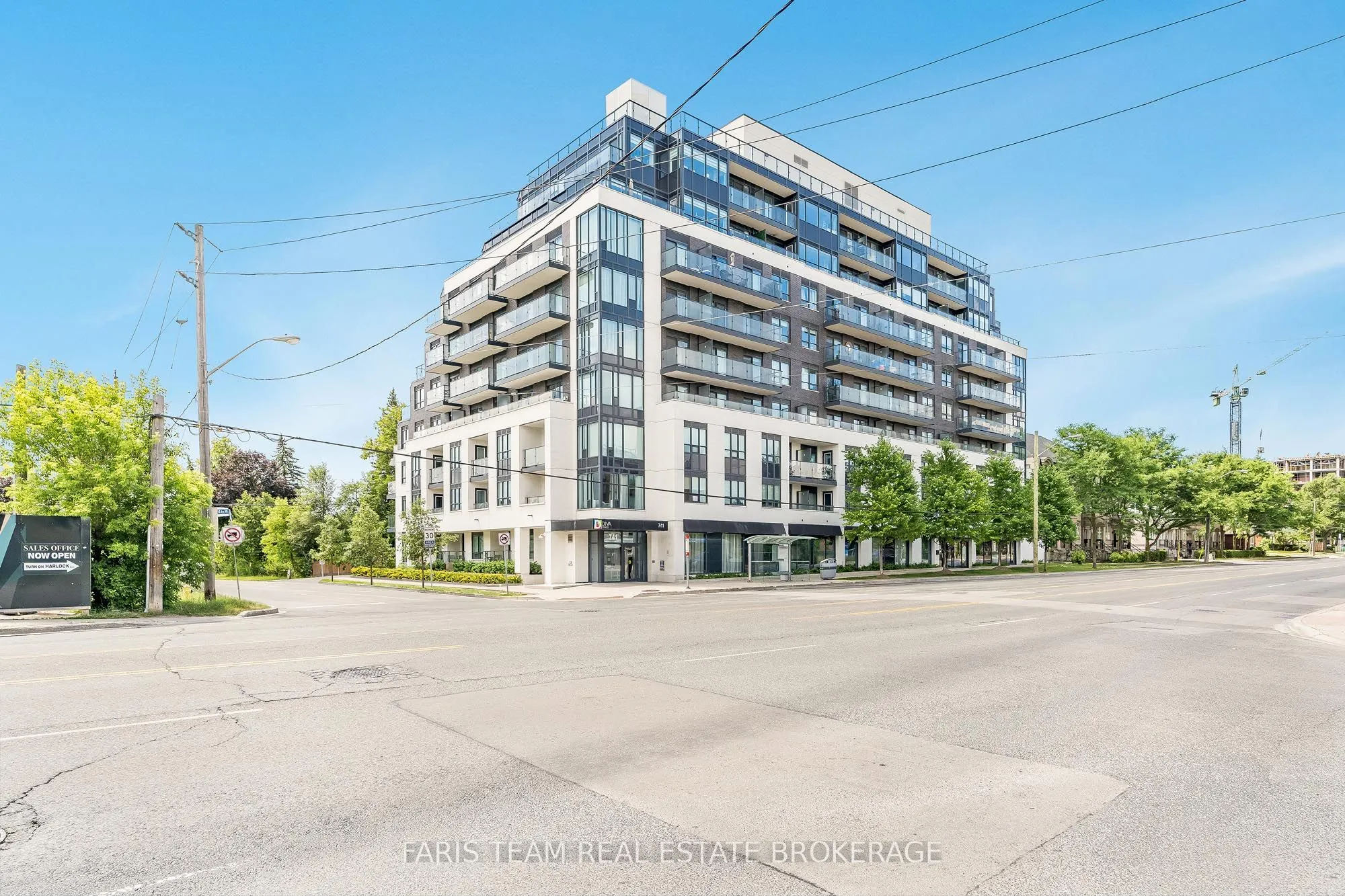 741 Sheppard Avenue W, #401