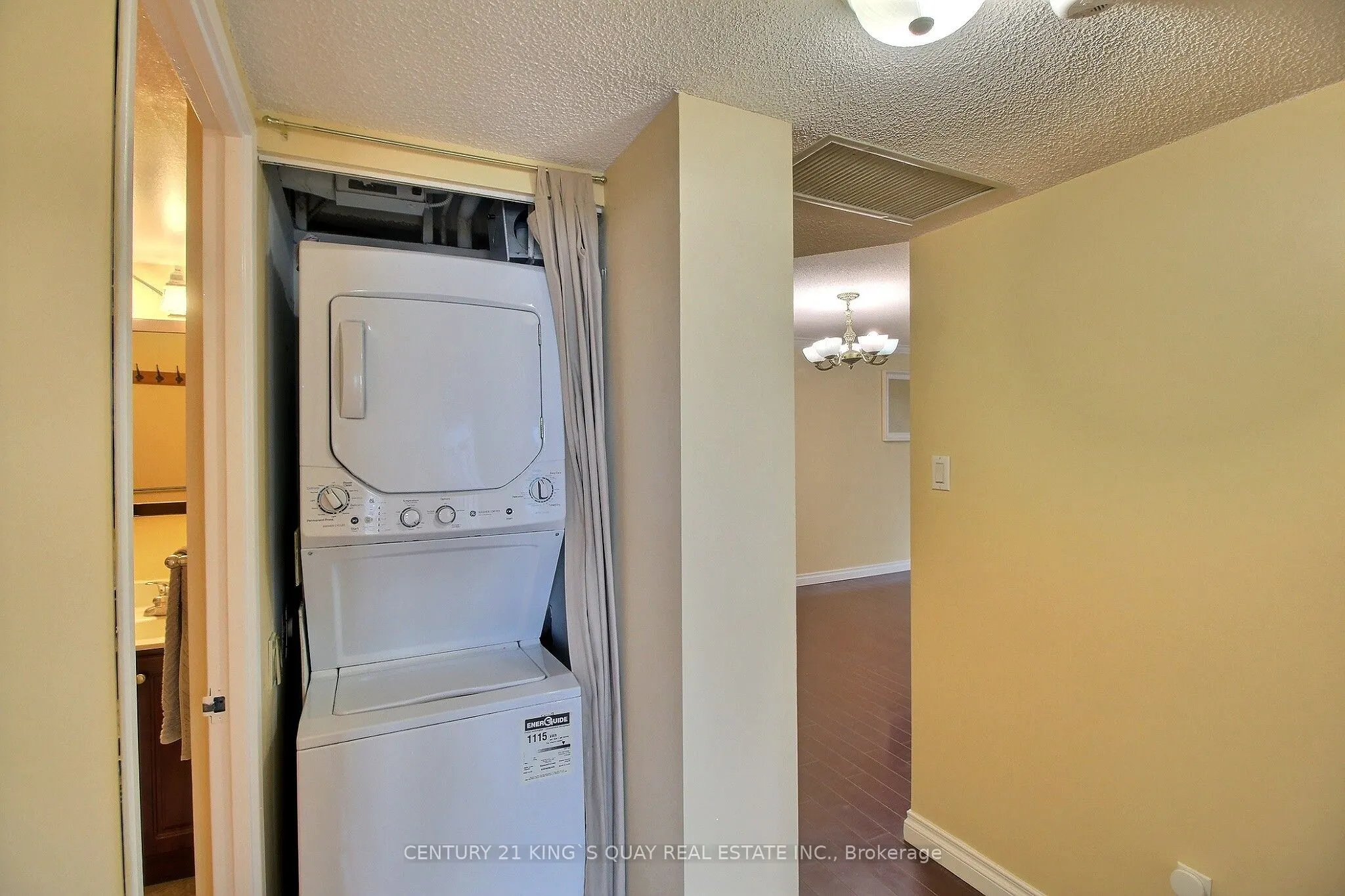 5795 Yonge Street, #802