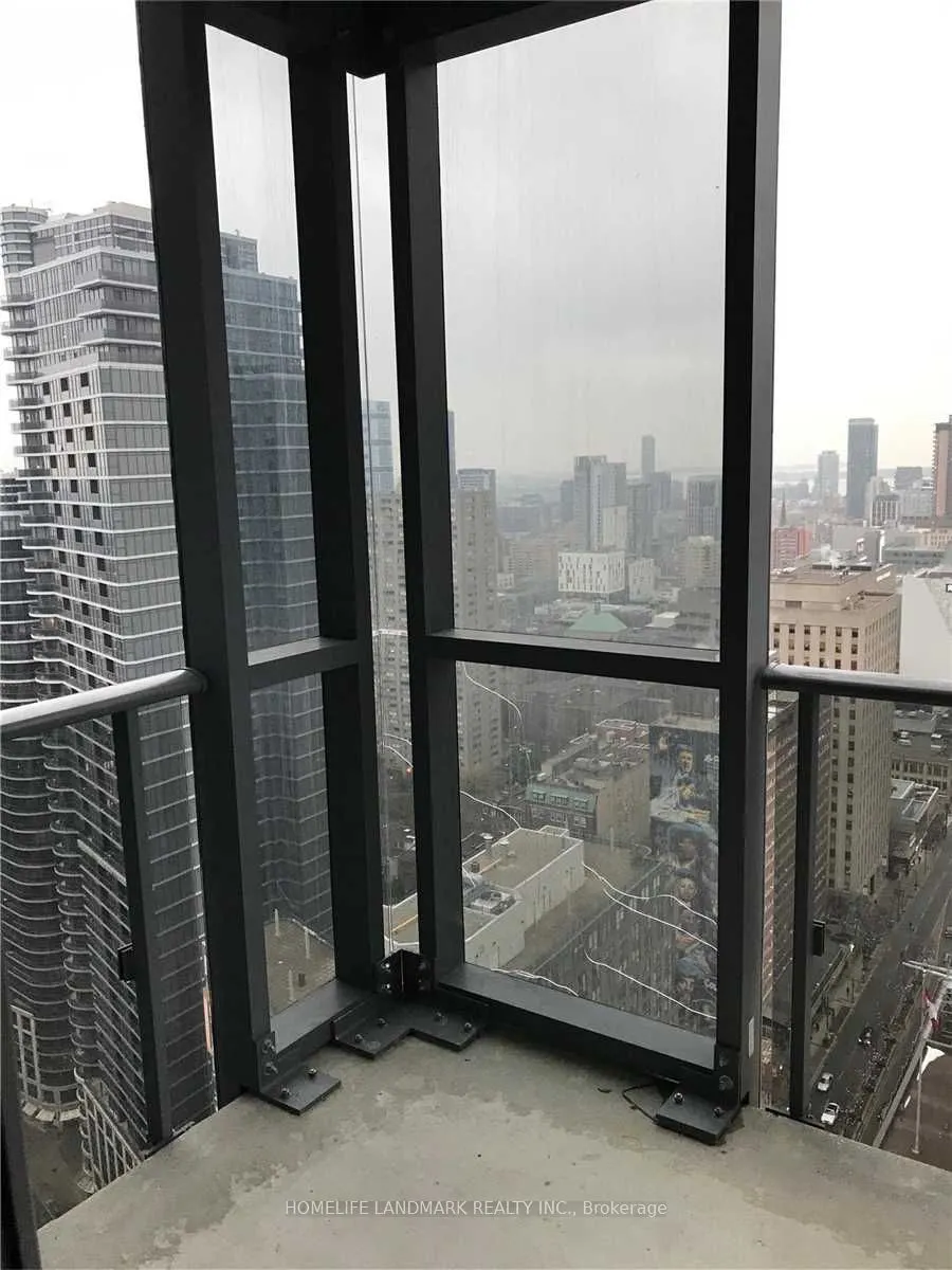 7 Grenville Street, #3811