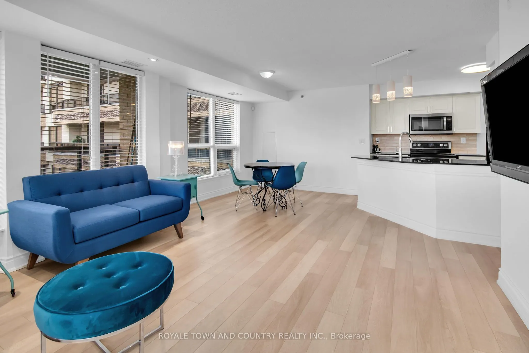 760 Sheppard Avenue W, #316