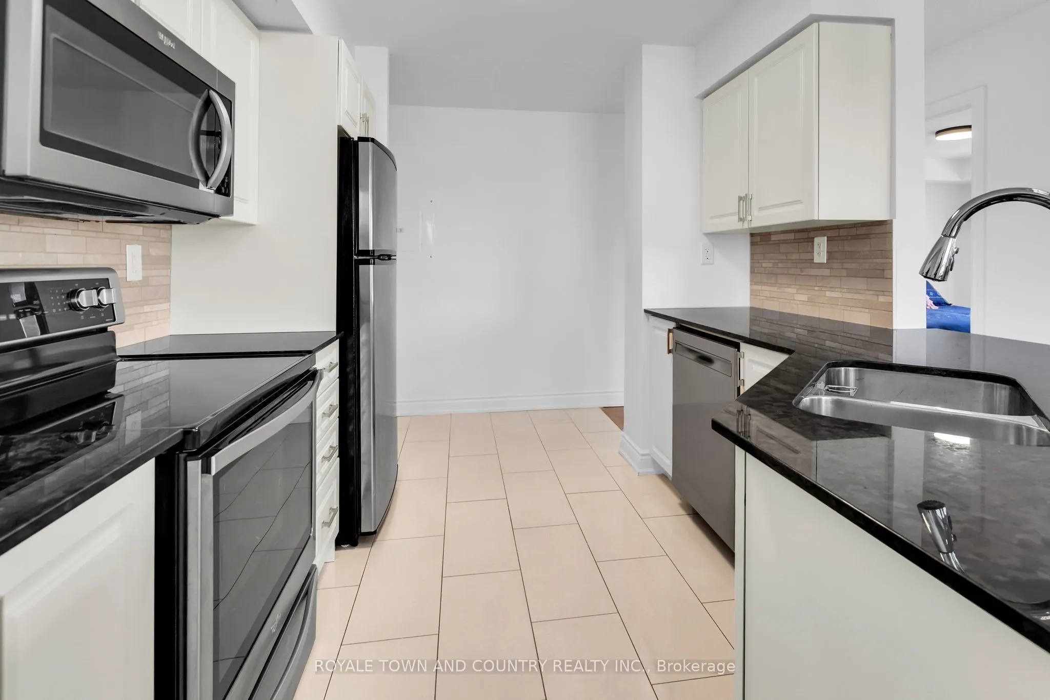 760 Sheppard Avenue W, #316