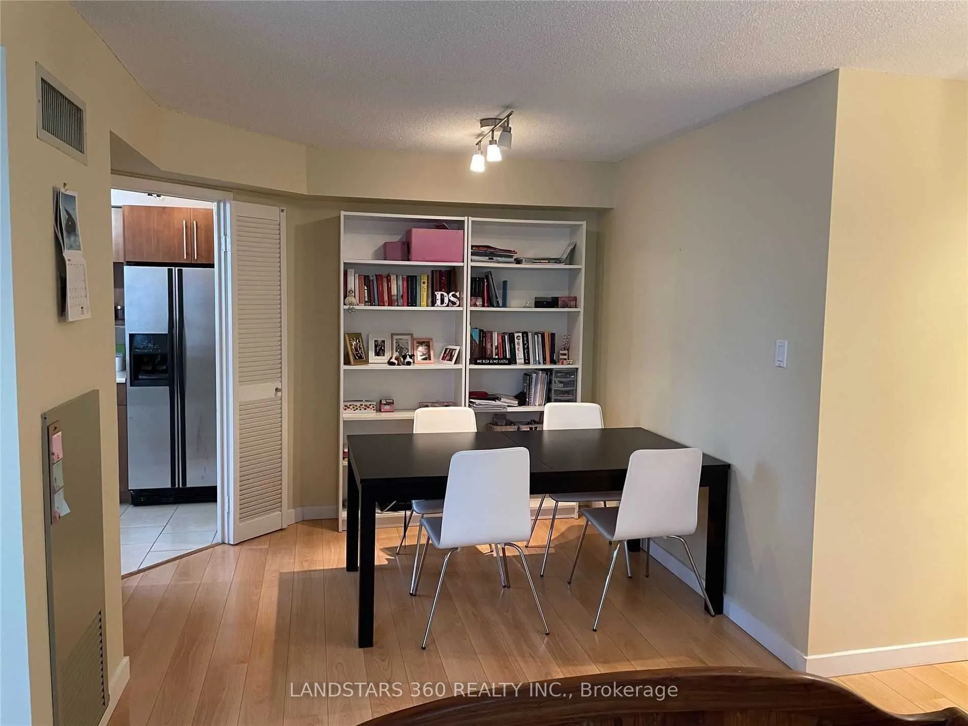 44 Gerrard Street W, #1205