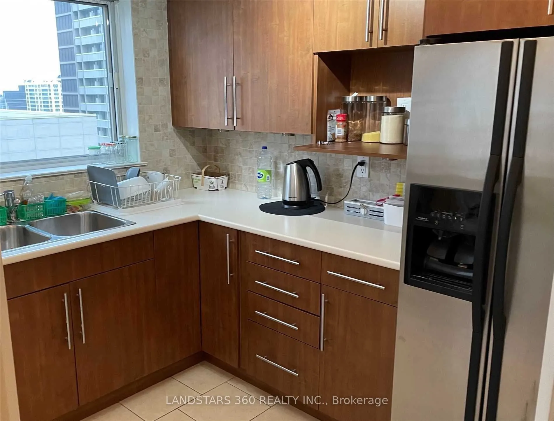 44 Gerrard Street W, #1205