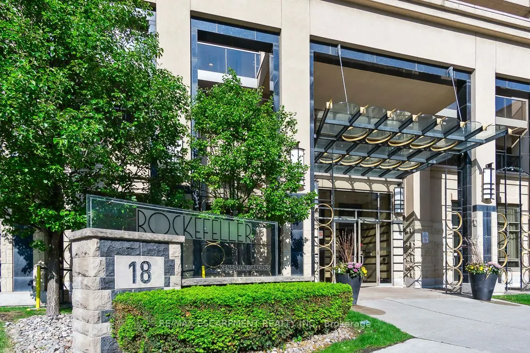 18 Kenaston Garden, #1701