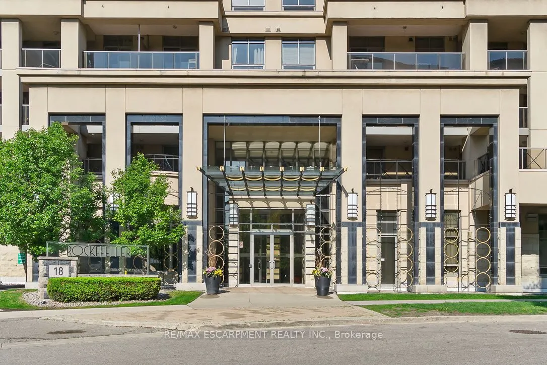 18 Kenaston Garden, #1701