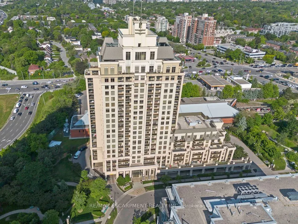 18 Kenaston Garden, #1701