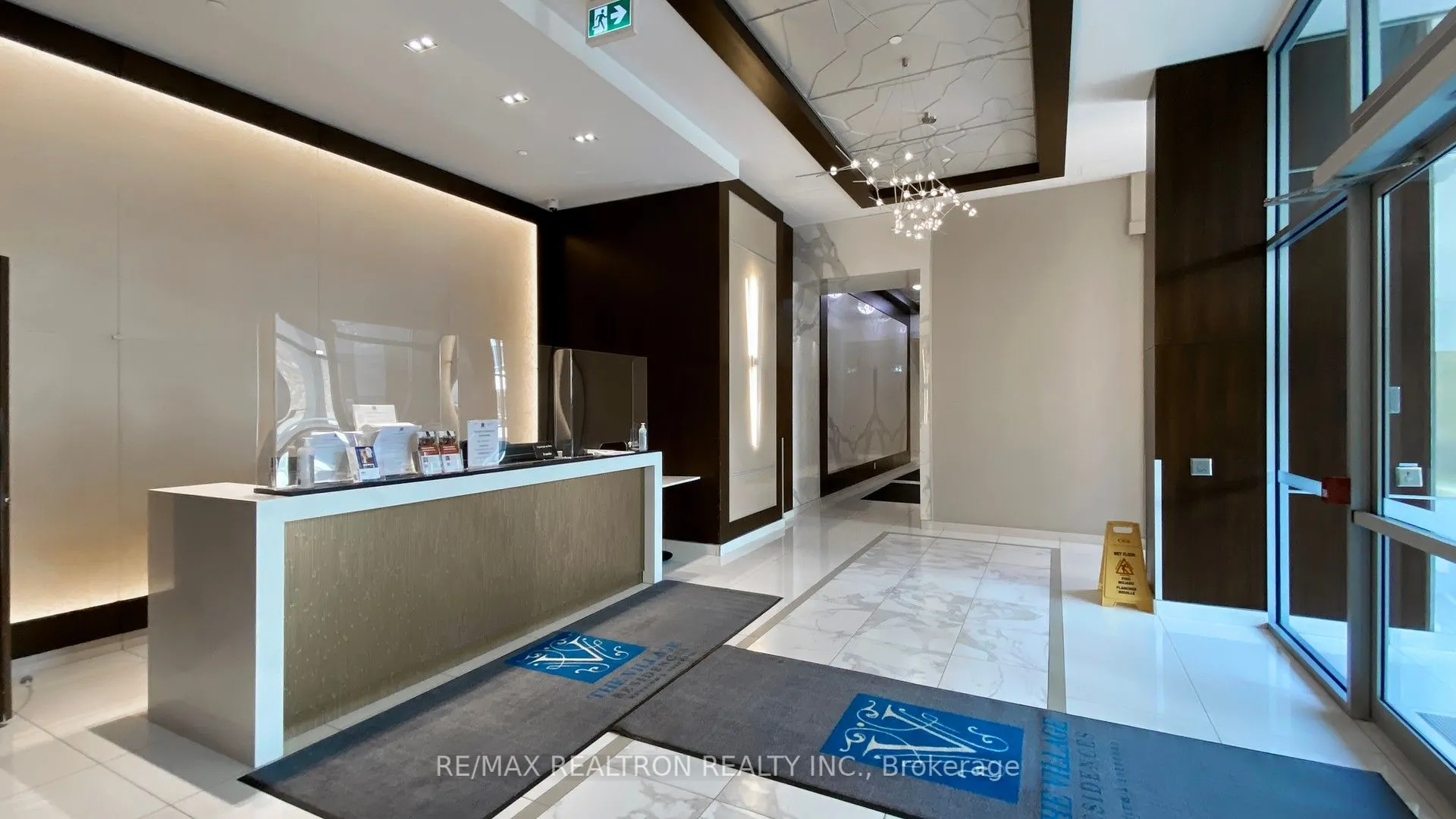 591 Sheppard Avenue E, #923
