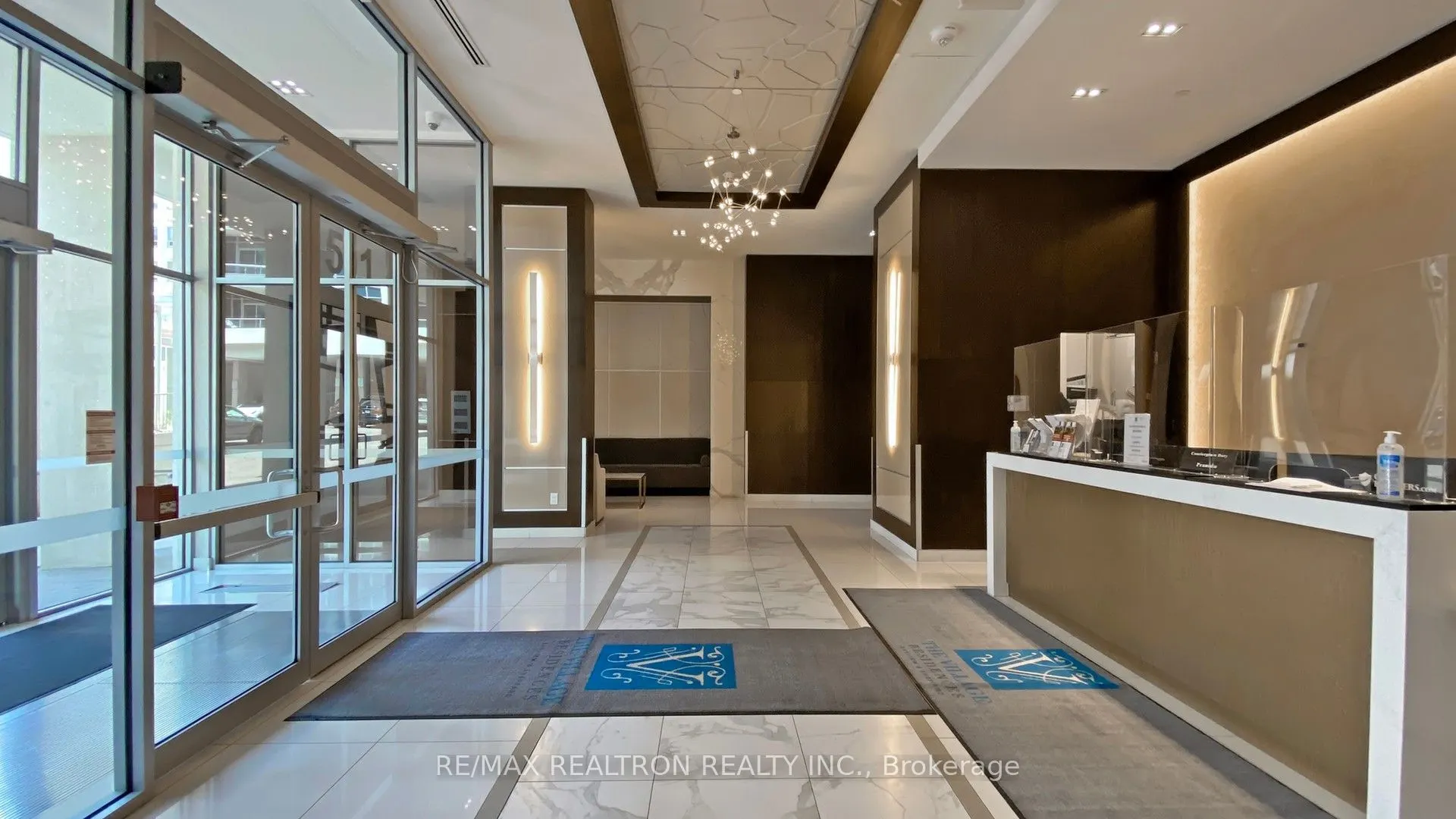 591 Sheppard Avenue E, #923