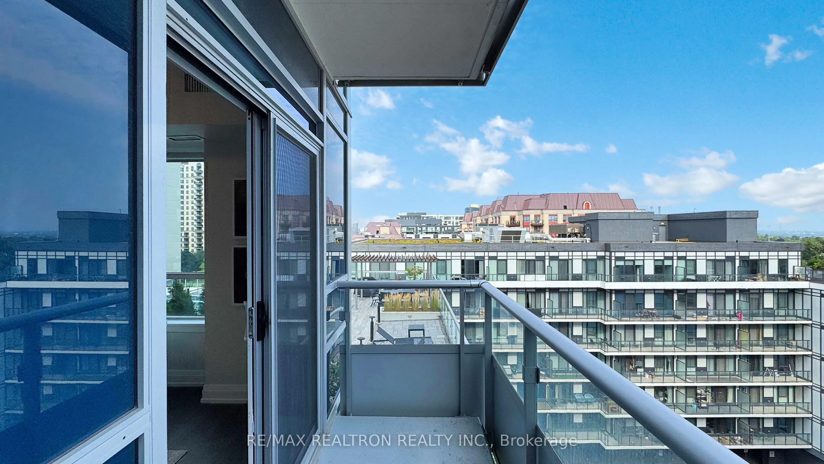 591 Sheppard Avenue E, #923