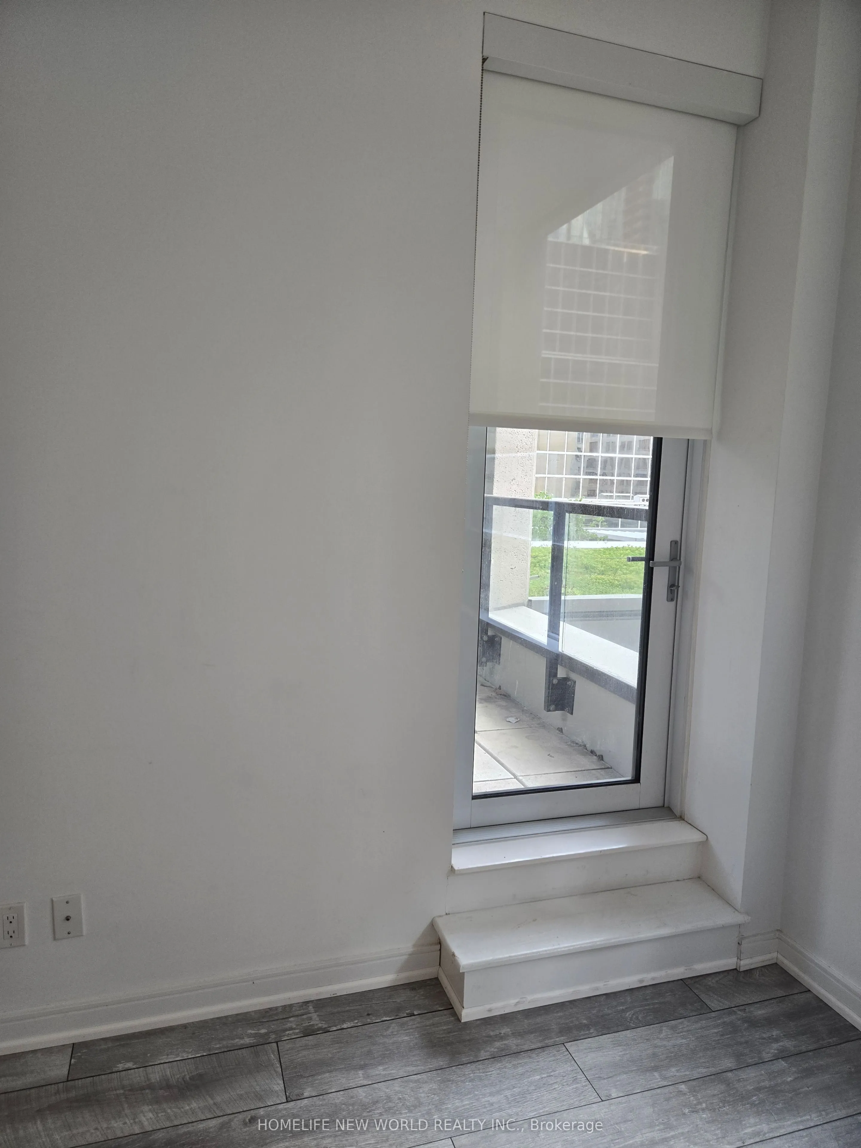 88 Scott Street, #713