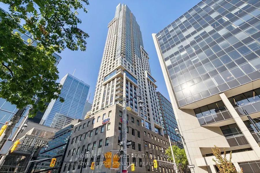 88 Scott Street, #713