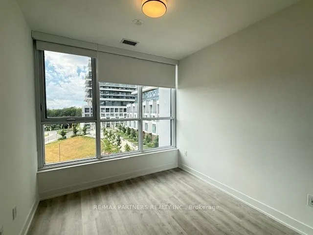 30 Inn On The Park Drive, #421