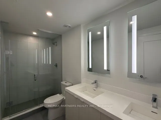 30 Inn On The Park Drive, #421