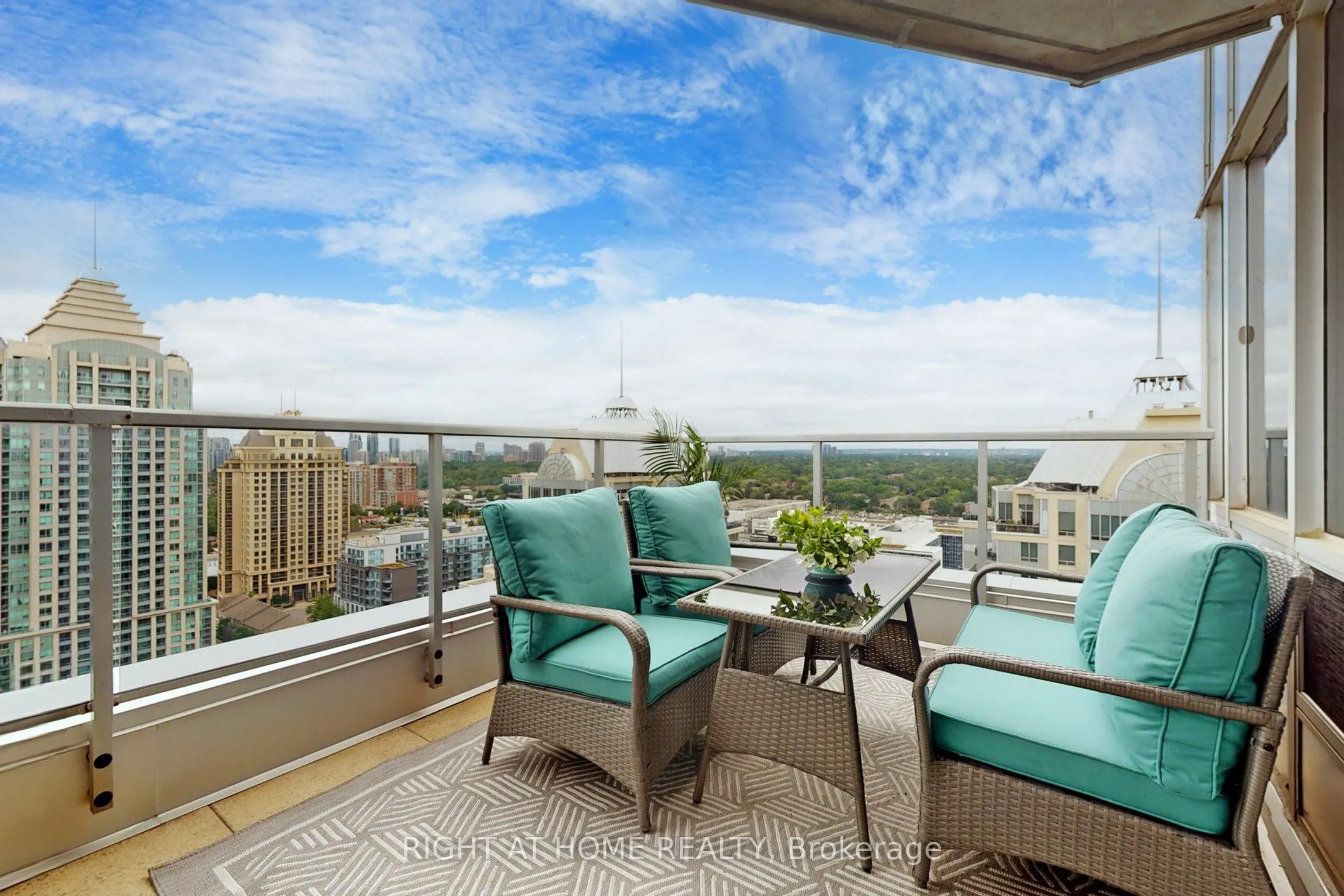 3 Rean Drive, #2201
