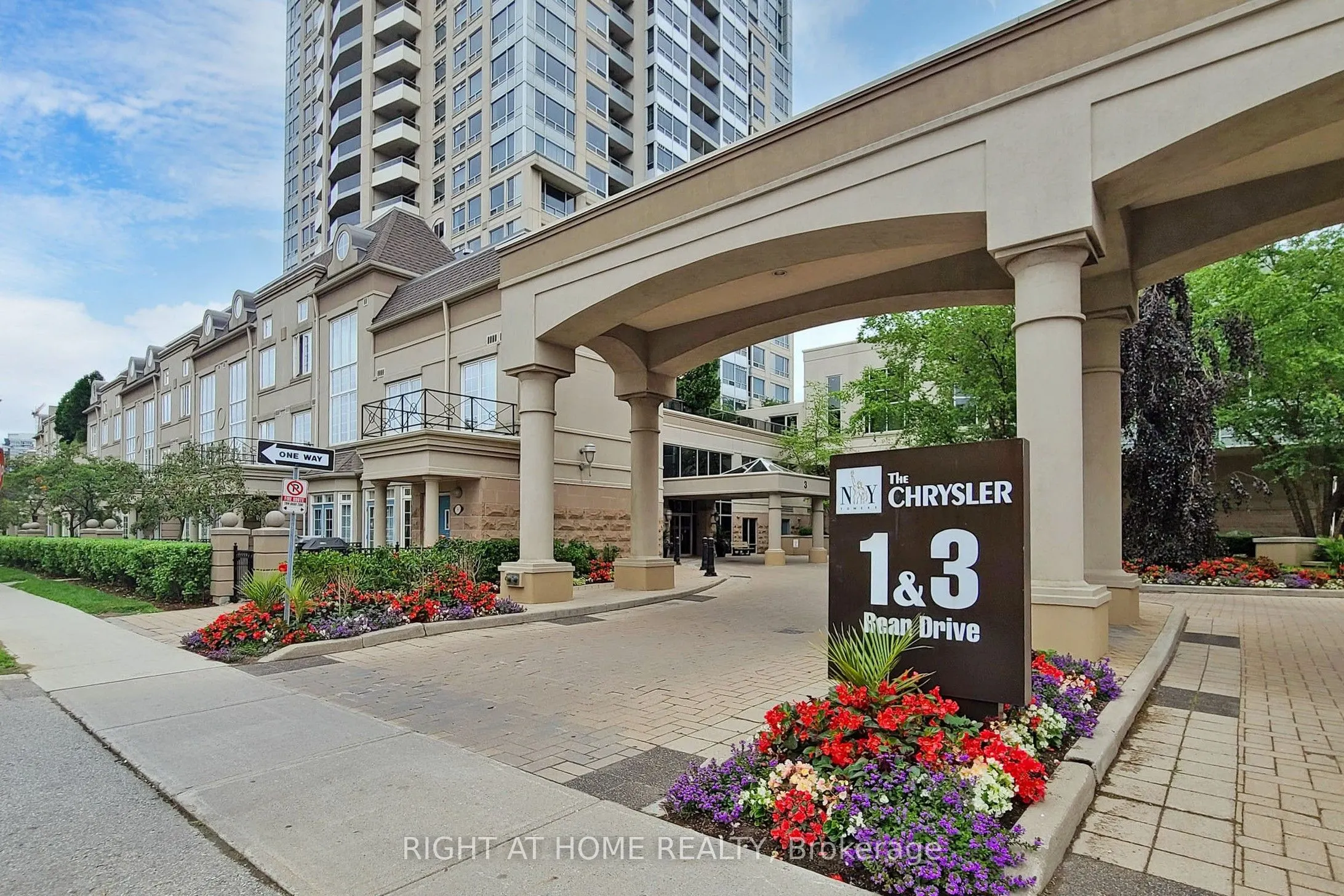 3 Rean Drive, #2201
