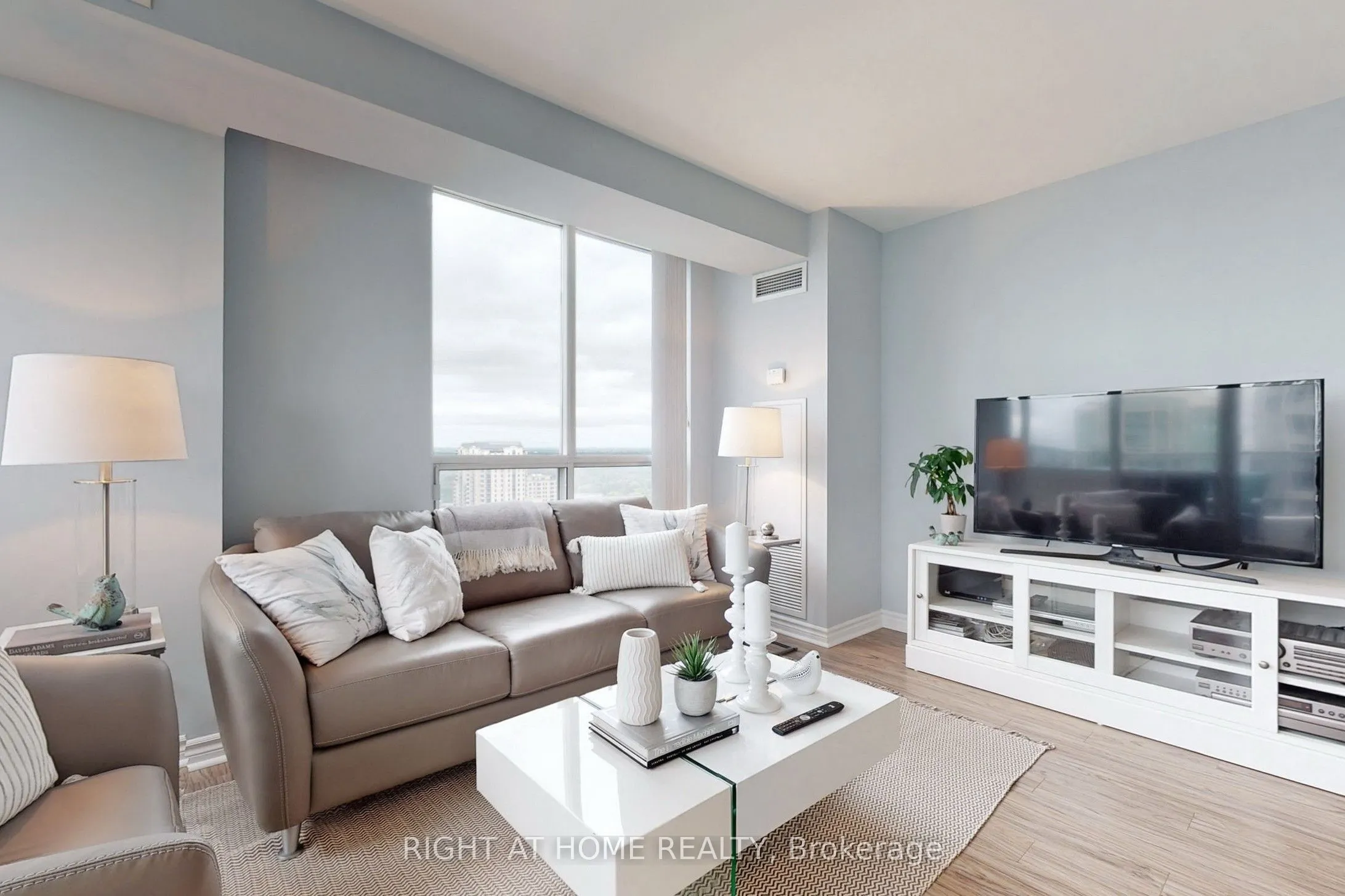 3 Rean Drive, #2201