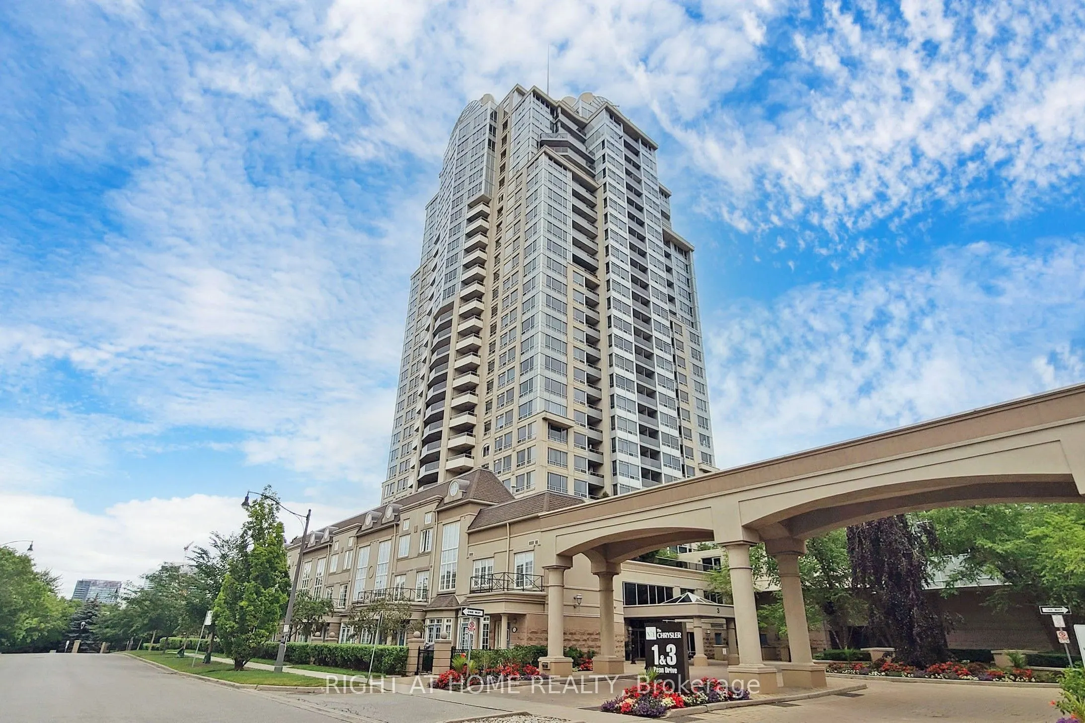 3 Rean Drive, #2201
