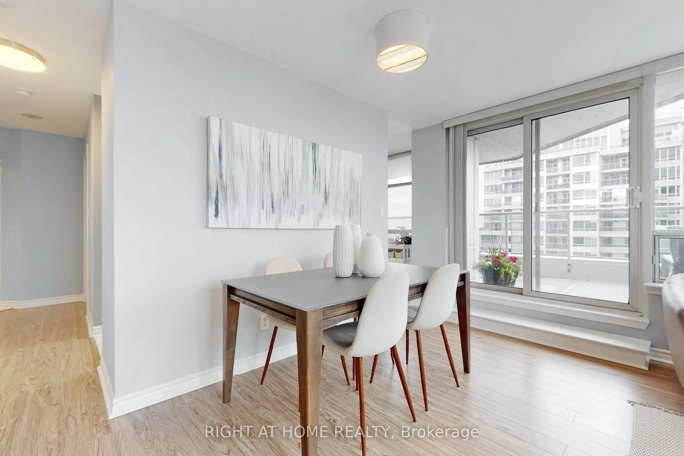 3 Rean Drive, #2201